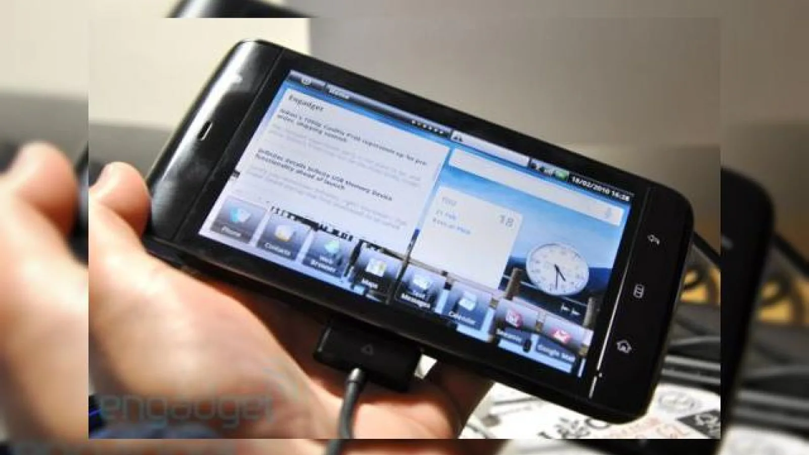 Dell Streak (Dell Mini 5) promovat pe web si de catre oficialii MTV