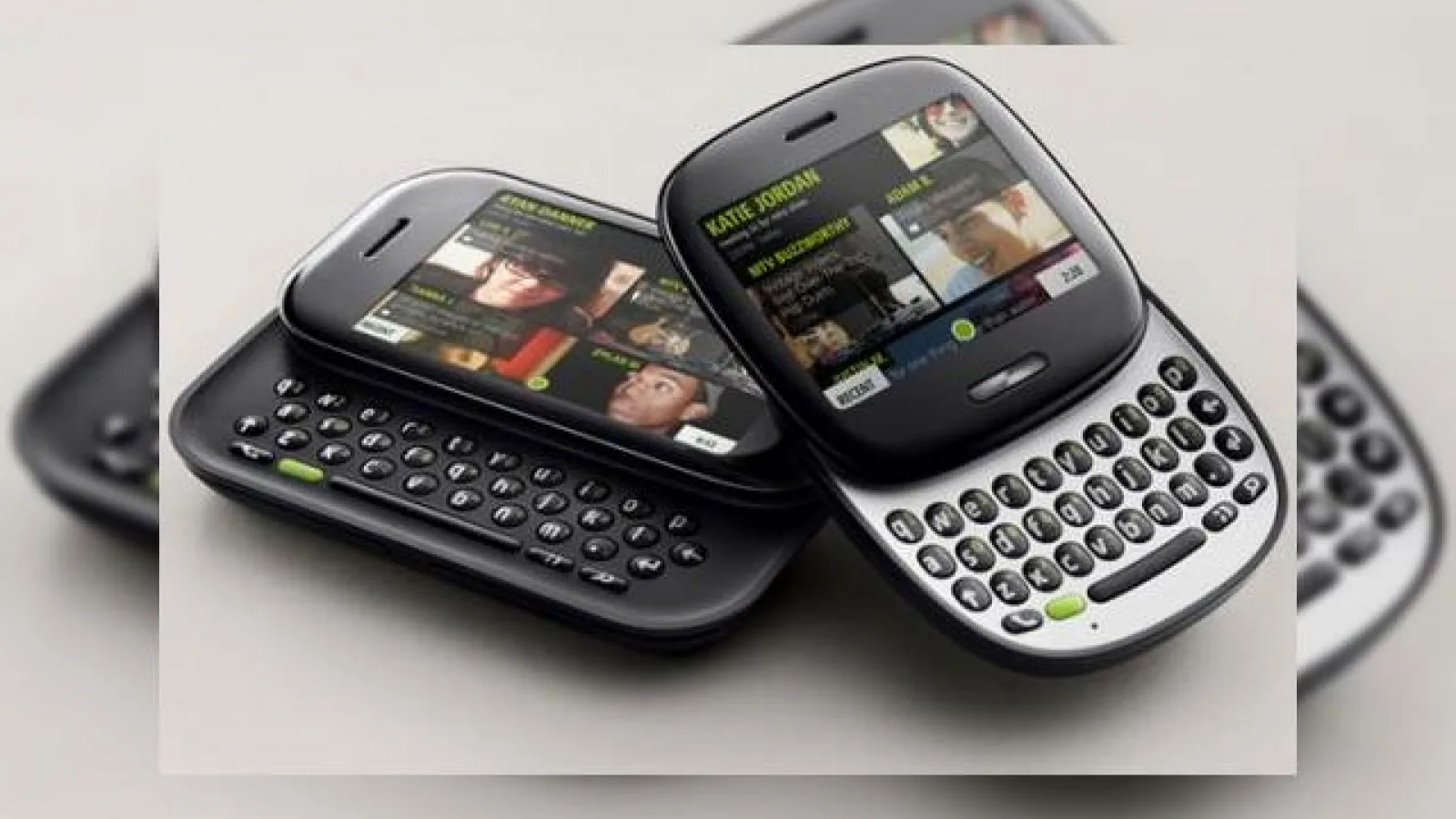 Microsoft anunta telefoanele Kin One si Kin Two, disponibile in Europa prin Vodafone