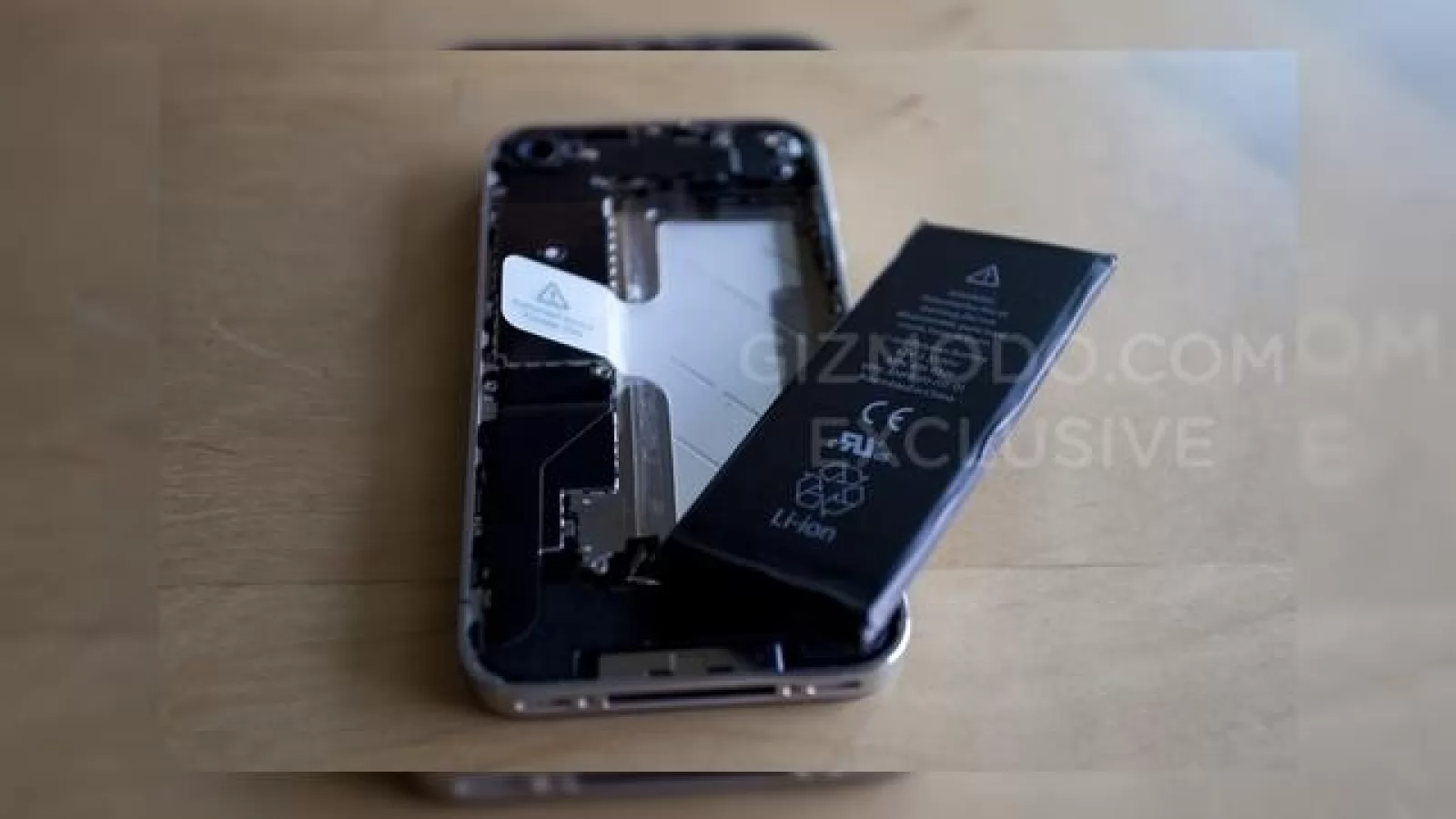 iPhone 4G, disecat de Gizmodo