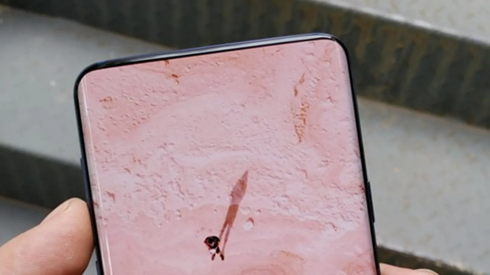 [UPDATE: Este doar un fals] Samsung Galaxy S10 apare sub forma unui posibil prototip: fără muchii, fără cameră frontală la vedere sau breton