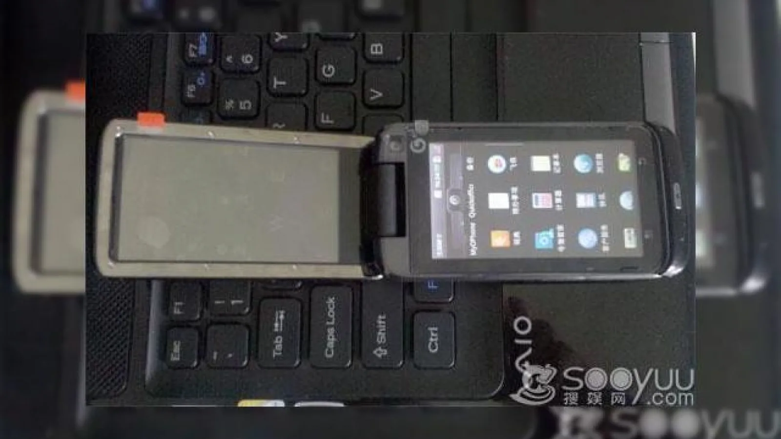 Motorola MT810, un telefon ce ruleaza Ophone si suporta captura video 720p