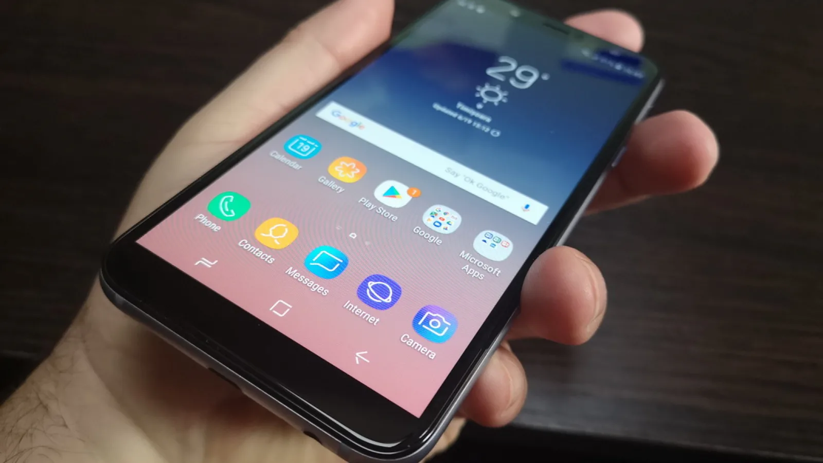 Samsung Galaxy A6 (2018): Multimedia cu acelaşi difuzor lateral bine gândit