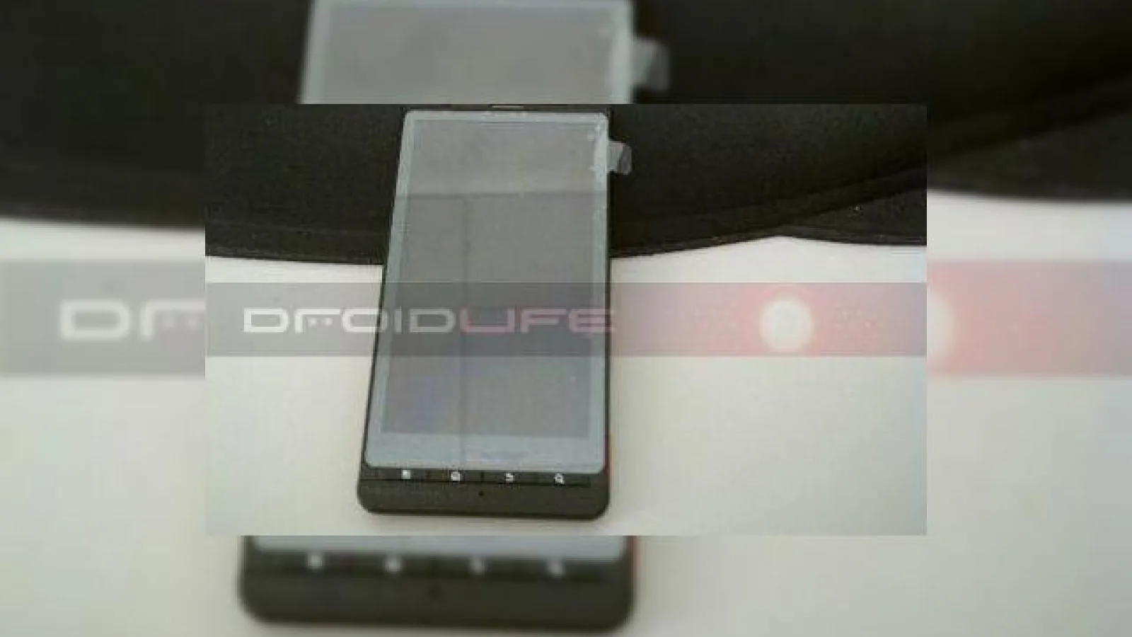 Motorola Droid Xtreme, acum intr-o noua serie de imagini