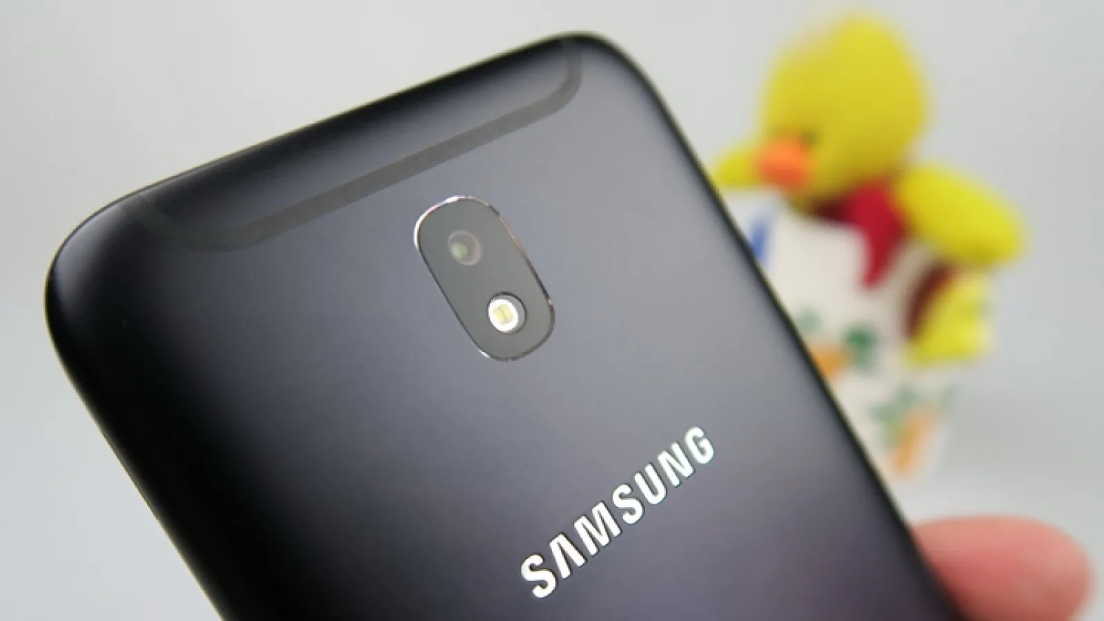 Samsung Galaxy J3 (2017), J5 (2017) și J7 (2017) vor primi actualizarea la Android Oreo în septembrie