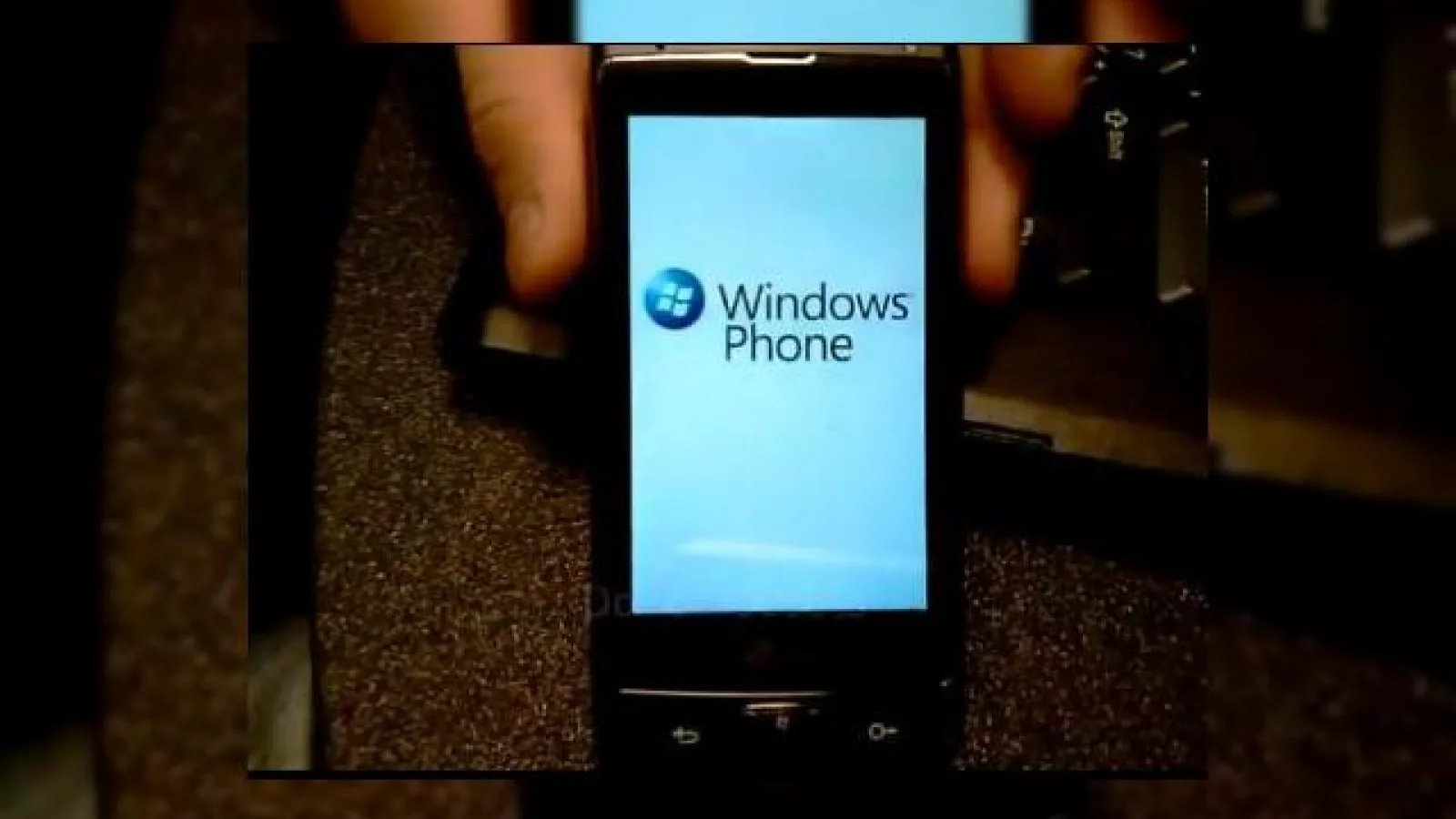 Windows Phone 7 booteaza in doar 30 de secunde (Video)