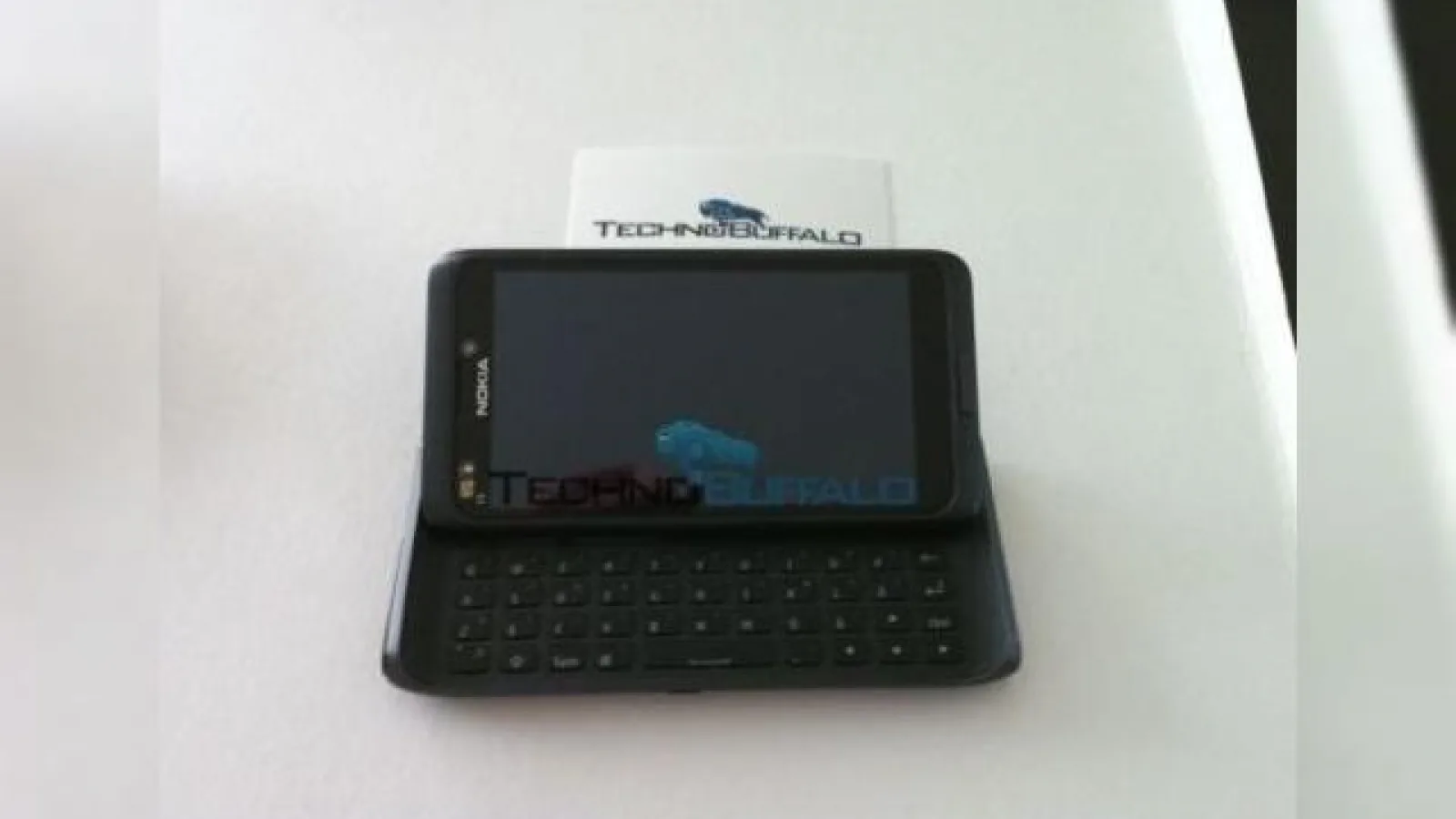 Sliderul prototip Nokia (N9?) scapa din nou pe web (Video)