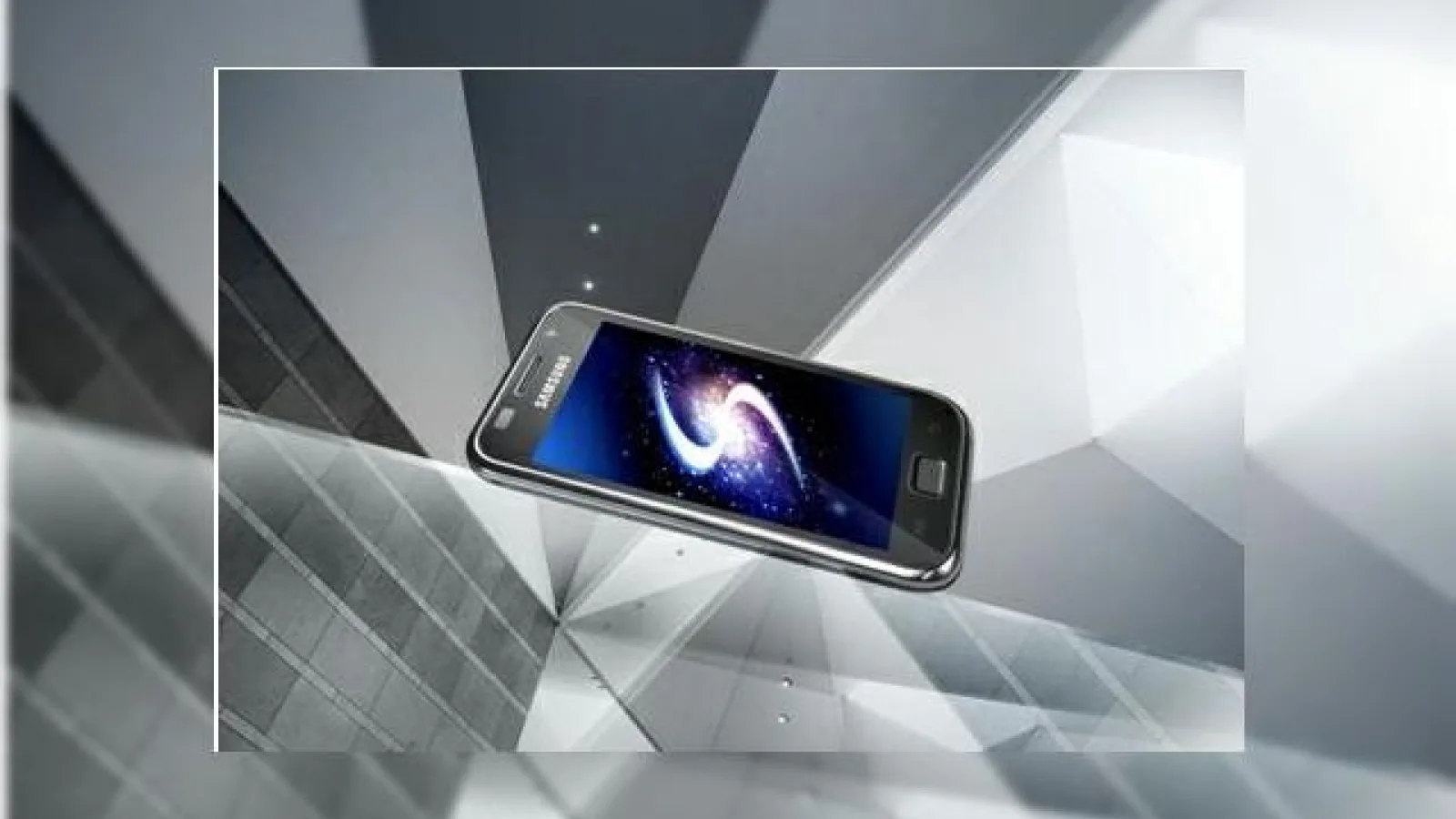 Samsung Galaxy S, handsetul cu ecran Super AMOLED de 4 inchi, acum in Romania