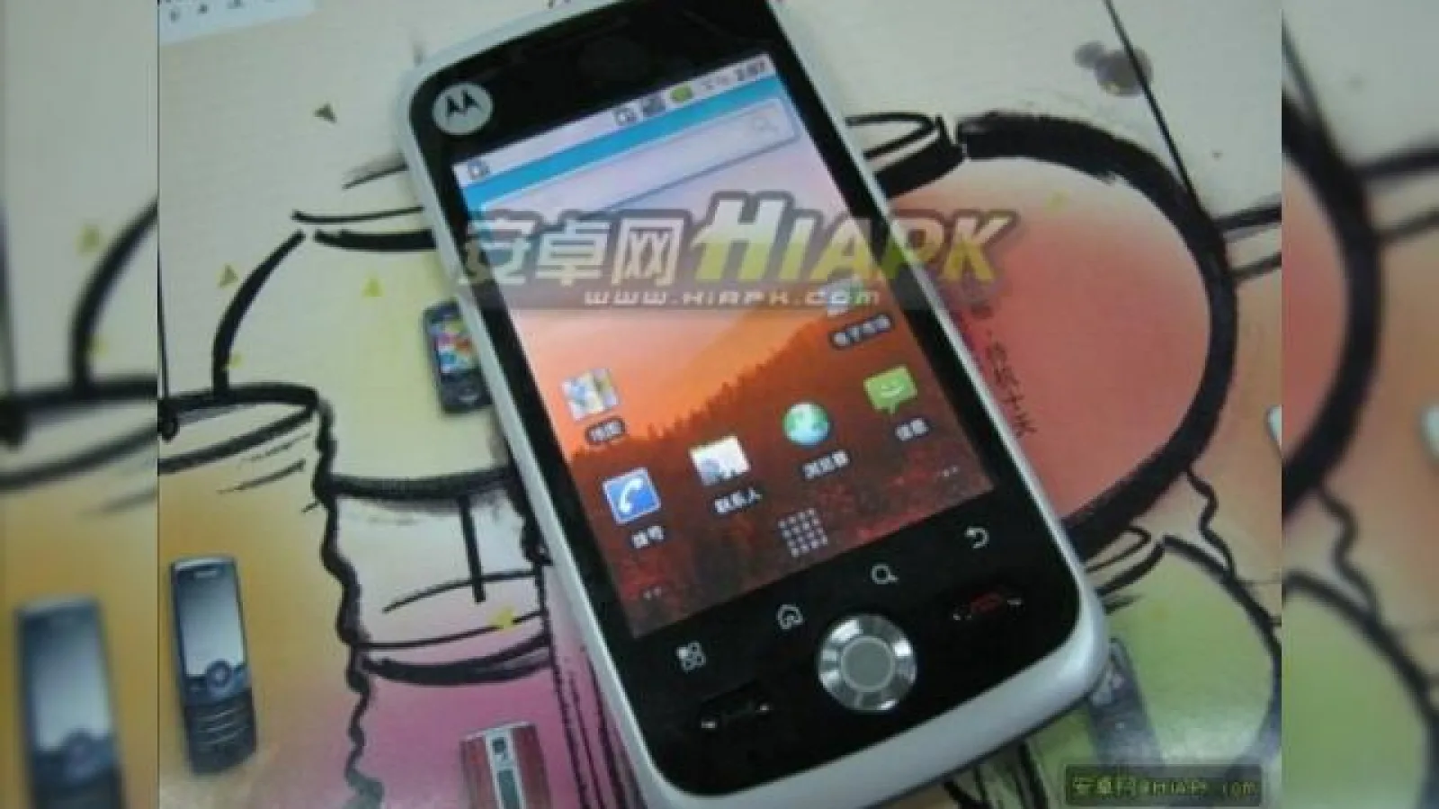 Motorola XT502, un telefon Android entry level, disponibil in primele imagini pe web