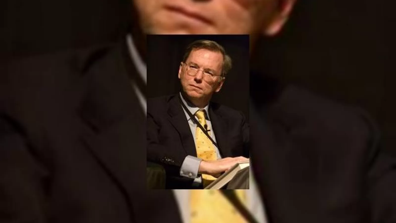 CEO-ul Google, Eric Schmidt vorbeste despre viitorul industriei online