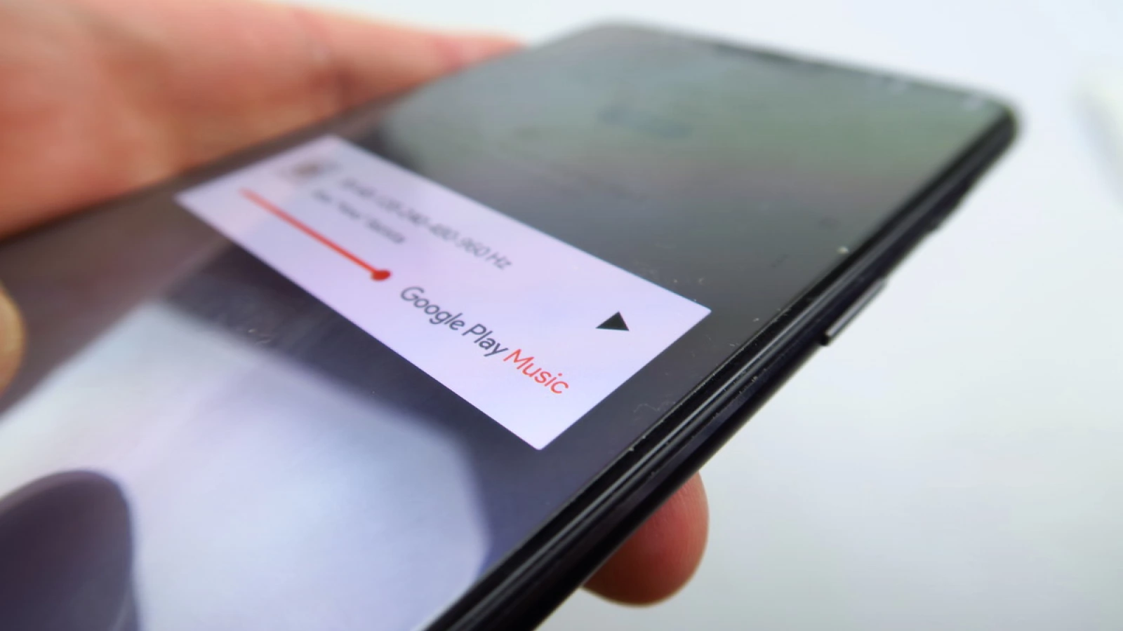 OnePlus 6: Multimedia nu e stereo, măcar oferă bas solid