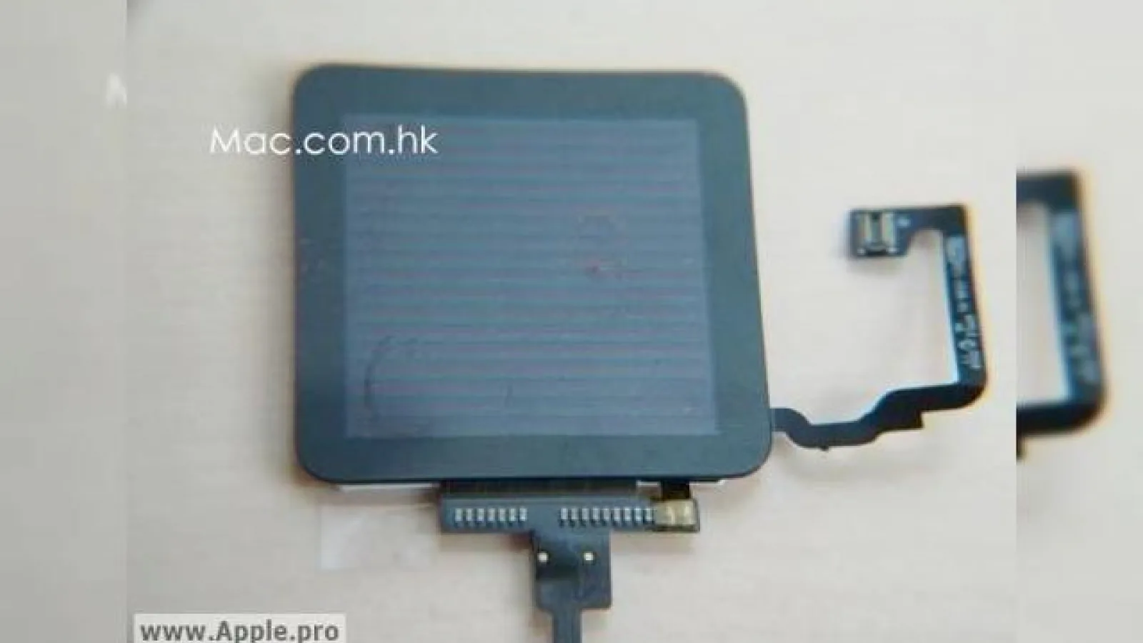 iPod touch mini, o realitate? Apple scapa pe web un display touch de 3x3 cm