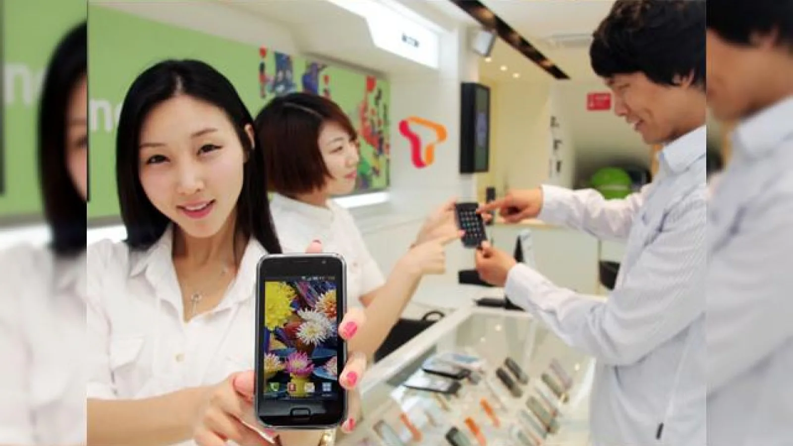 Samsung Wave depaseste 1 milion de unitati vandute la nivel global, Galaxy S depaseste 300.000 doar in Korea