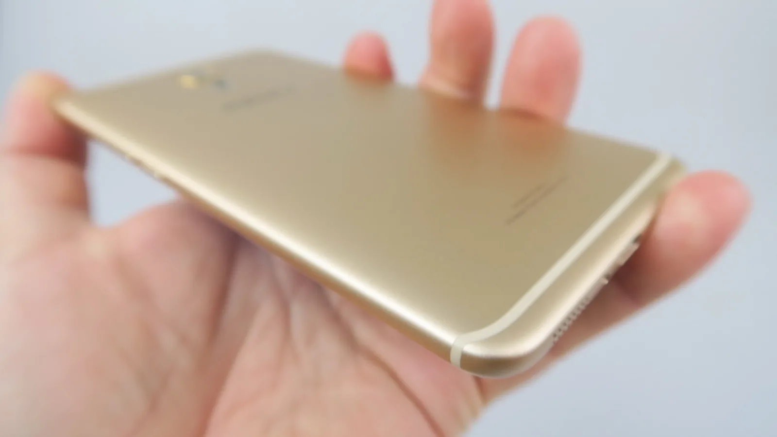 Meizu Pro 6 Plus: Baterie "pe verde" la toate capitolele, inclusiv încărcare