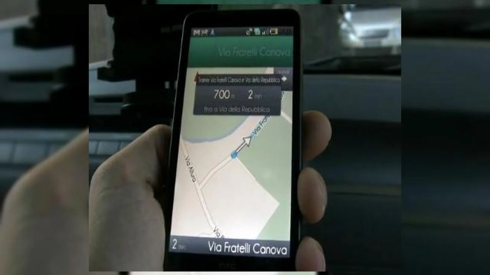 HTC HD2 ruleaza acum Android 2.2 Froyo fara probleme (Video)
