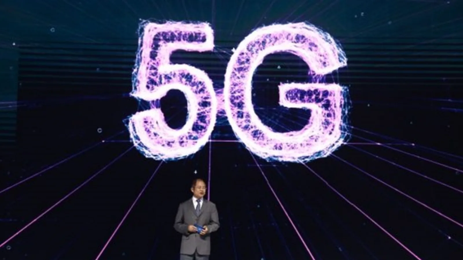 Australia interzice accesul Huawei şi ZTE la reţelele sale 5G, guvernul chinez se declară nemulţumit