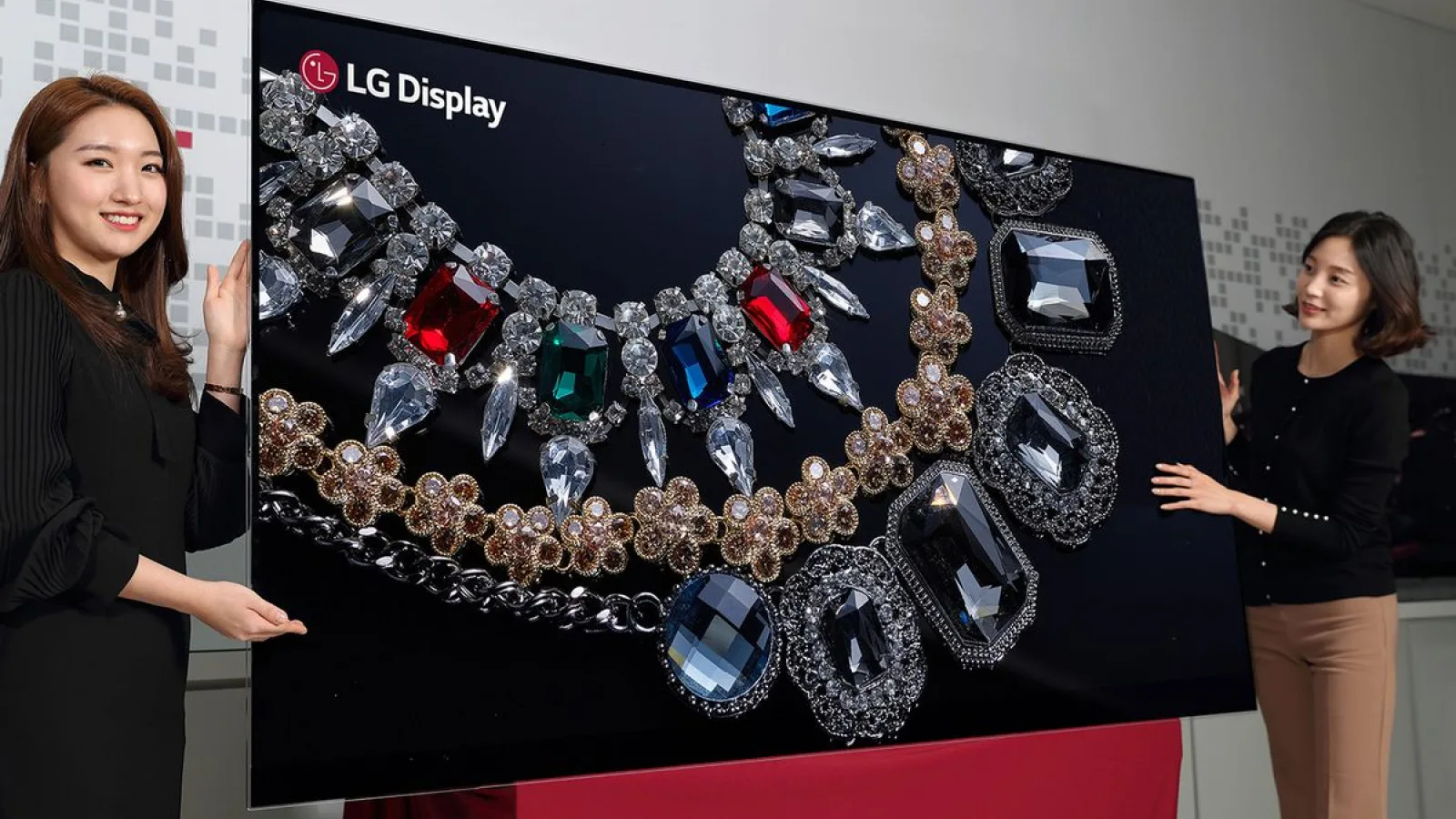 LG dezvăluie primul televizor 8K OLED din lume în cadrul IFA 2018, iată-l în fotografii și într-un scurt material video