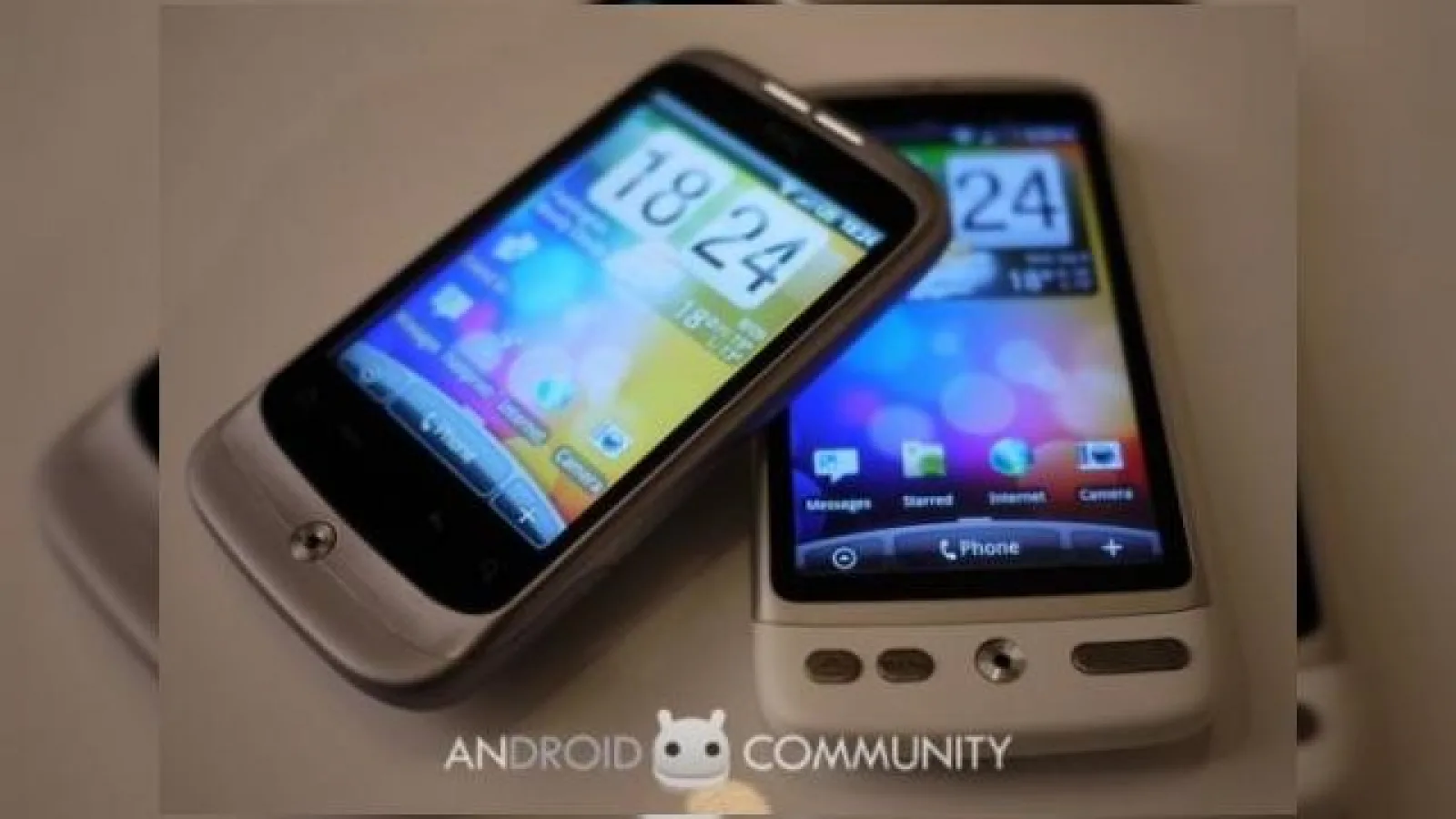 Smartphone-urile puritatii: HTC Desire in alb si HTC Wildfire in varianta argintie (editii speciale)