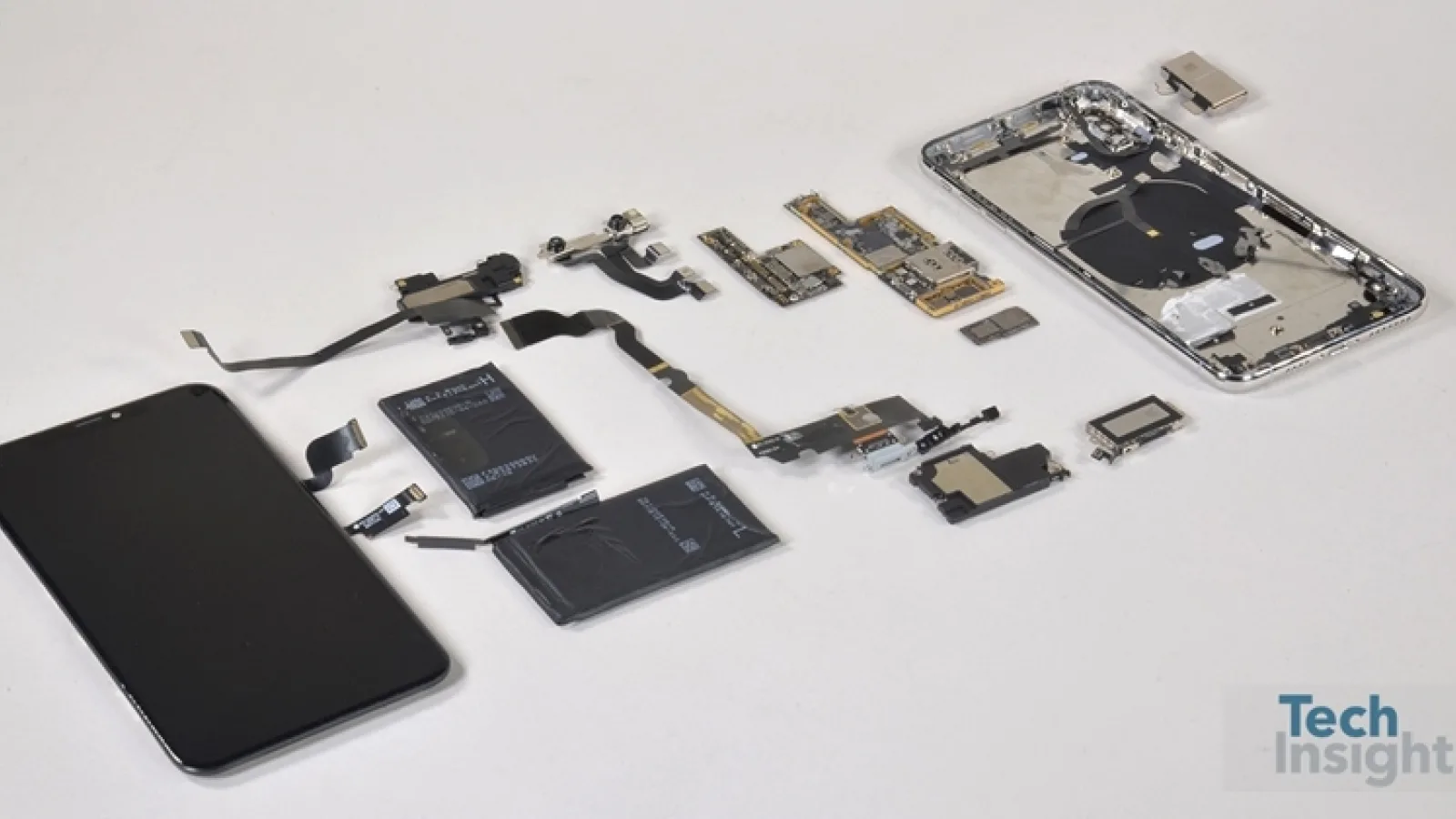 La cât se ridică costul de producție pentru iPhone XS Max? Aflăm astăzi răspunsul