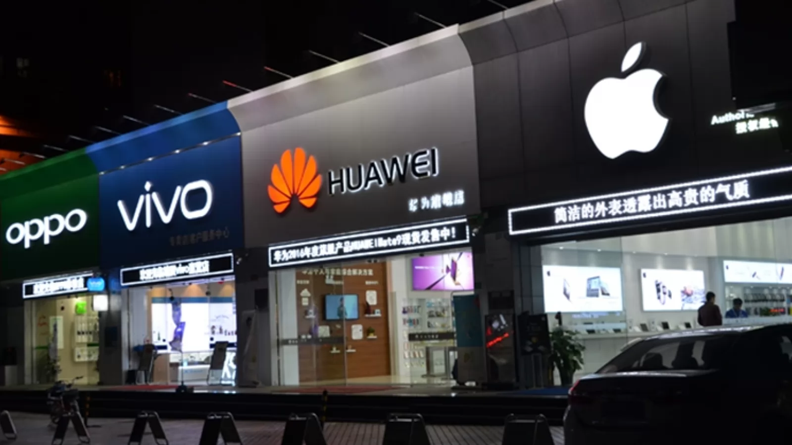 Producătorii de smartphone-uri din China atacă piaţa internaţională cu sub branduri