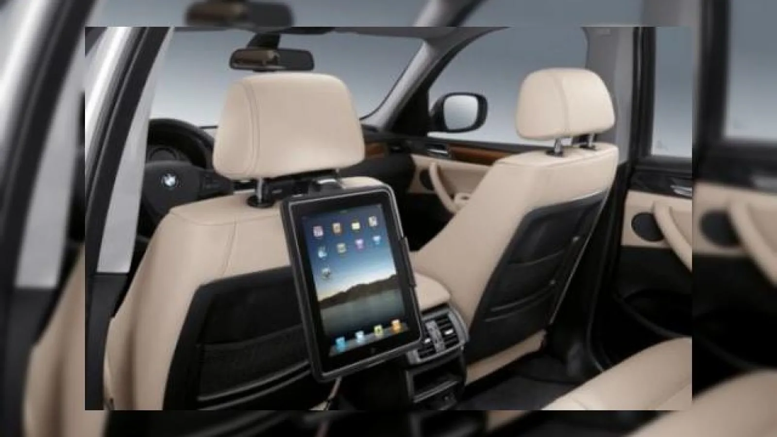BMW + iPad = love; BMW anunta suport pentru iPad si iPod-out
