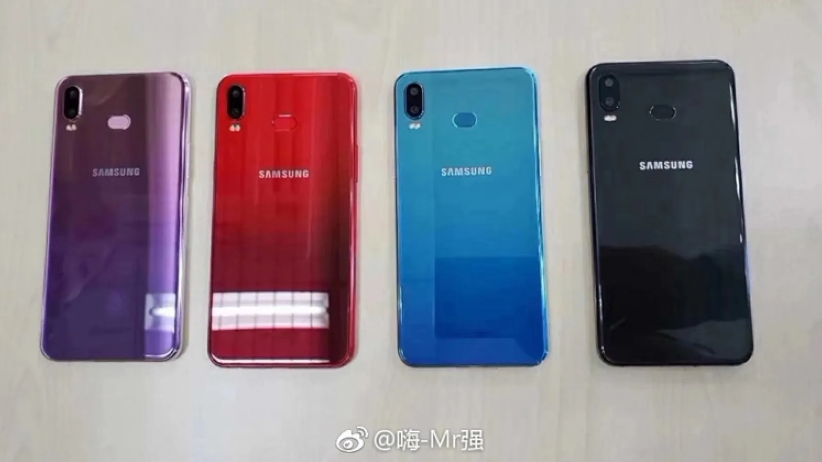 Samsung Galaxy Phoenix (A6s) apare în fotografii reale; Rival pentru iPhone XR disponibil în multe variante de culoare