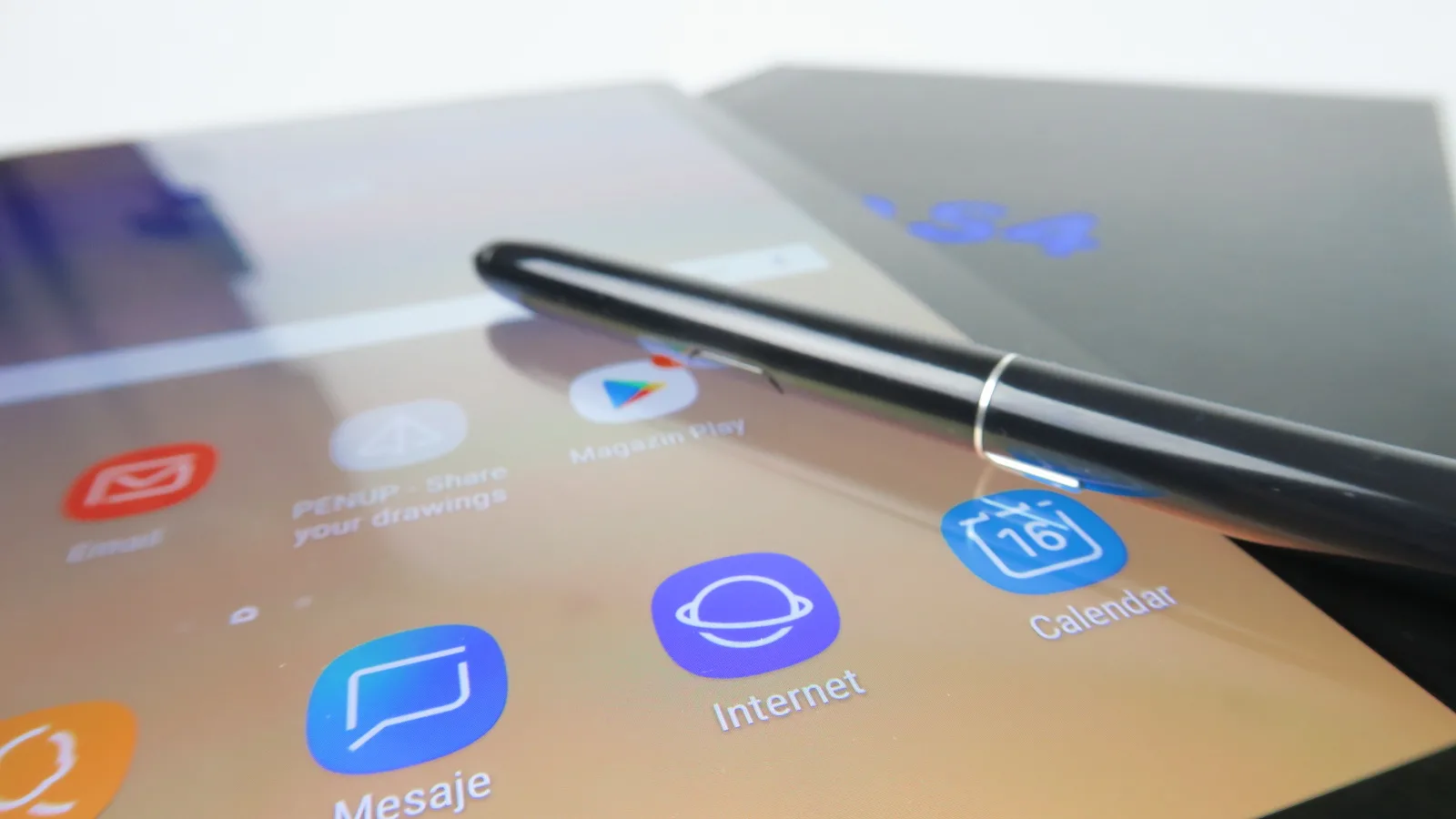 Samsung Galaxy Tab S4: Display Super AMOLED, super performant