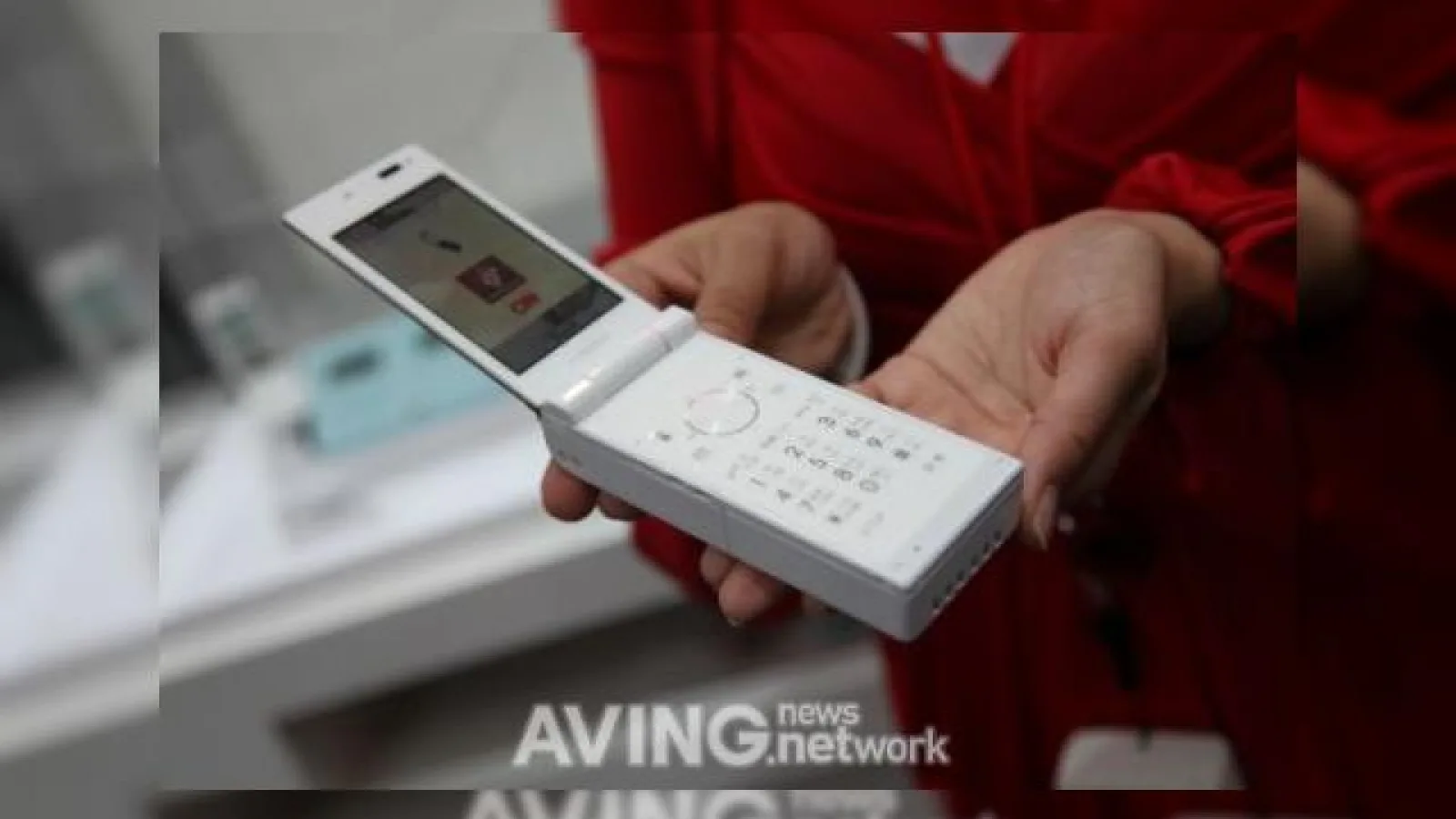 Telefonul care omoara virusi, expus la CEATEC 2010