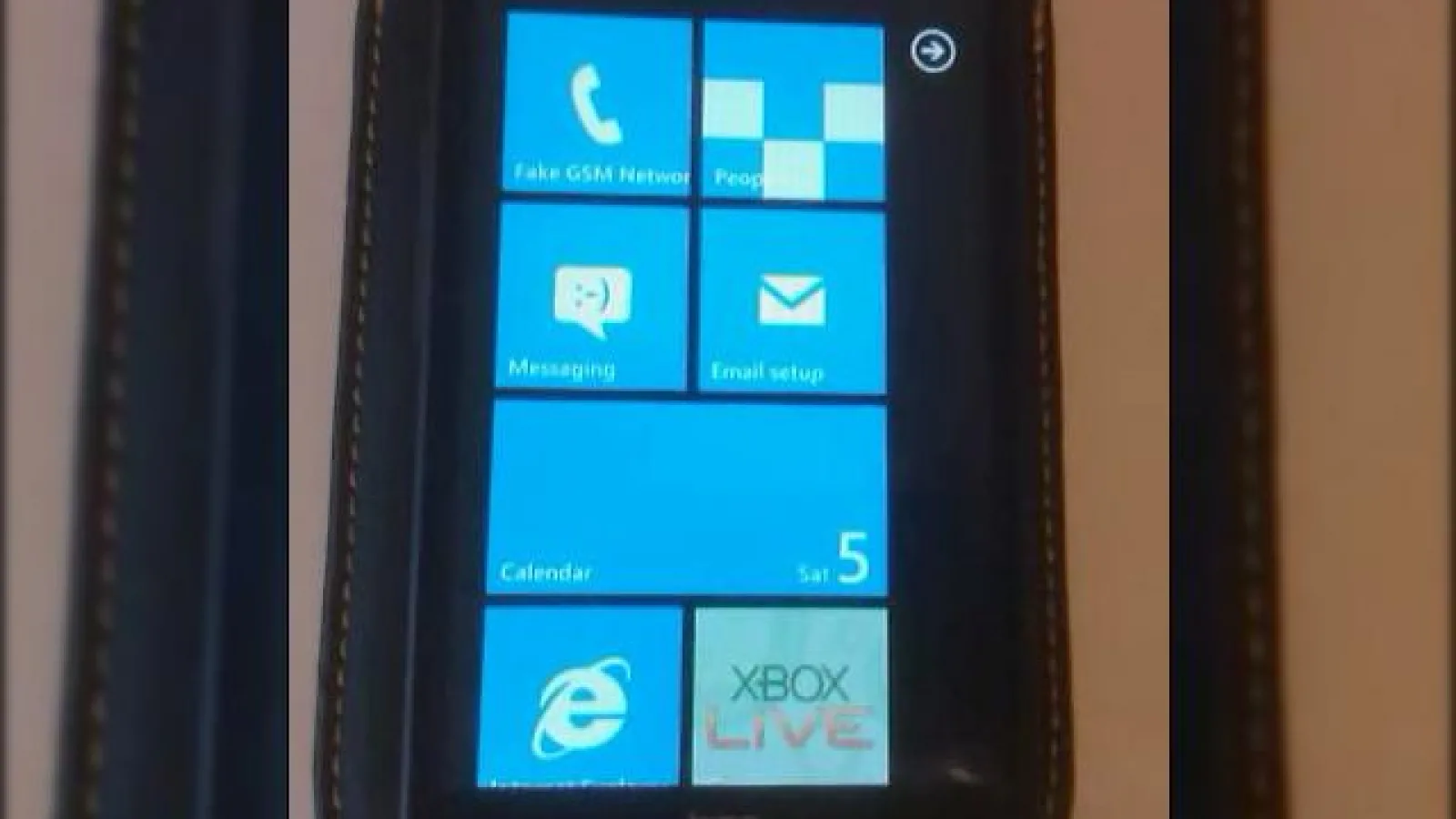 HTC HD2 ruleaza Windows Phone 7?! (Video)