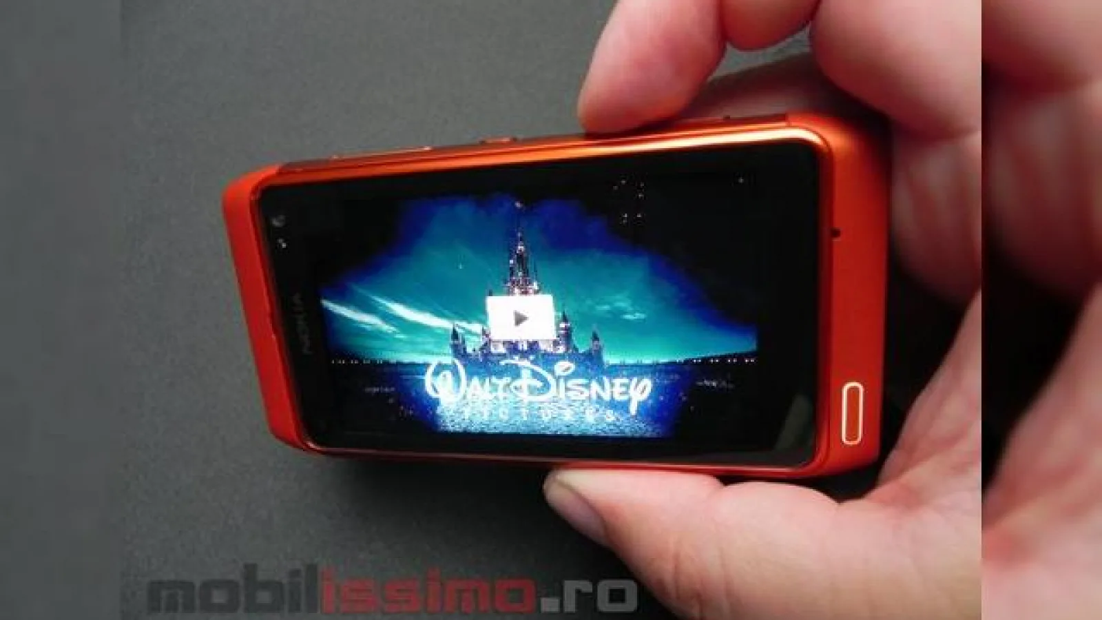 Nokia N8 proaspat scos din cutie, acum pe masa de teste Mobilissimo (Video)