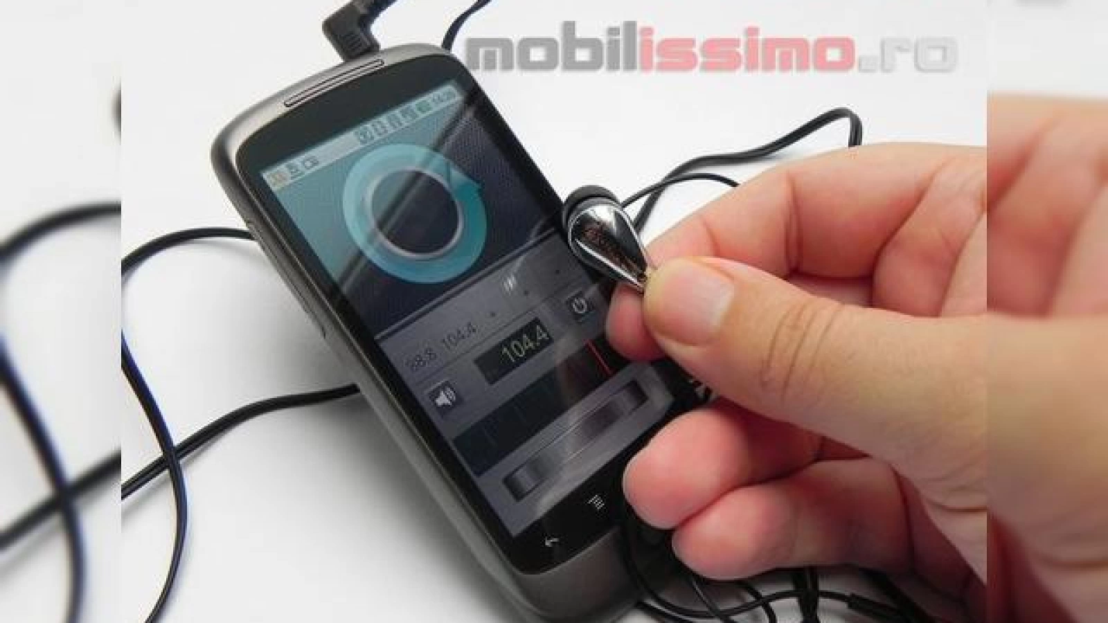 CyanogenMod, acum in versiunea 6.1.0-RC1; cu imbunatatiri ale camerei, mailului si suport radio FM