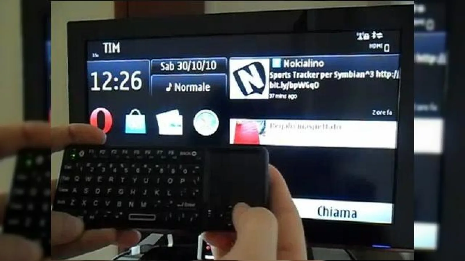 Nokia N8 iti transforma HDTV-ul intr-un soi de PC (Video)