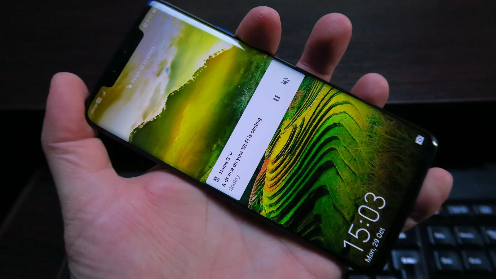Huawei Mate 20 Pro: Display bun, luminos, dar nu la fel de luminos ca pe Huawei P20 Pro