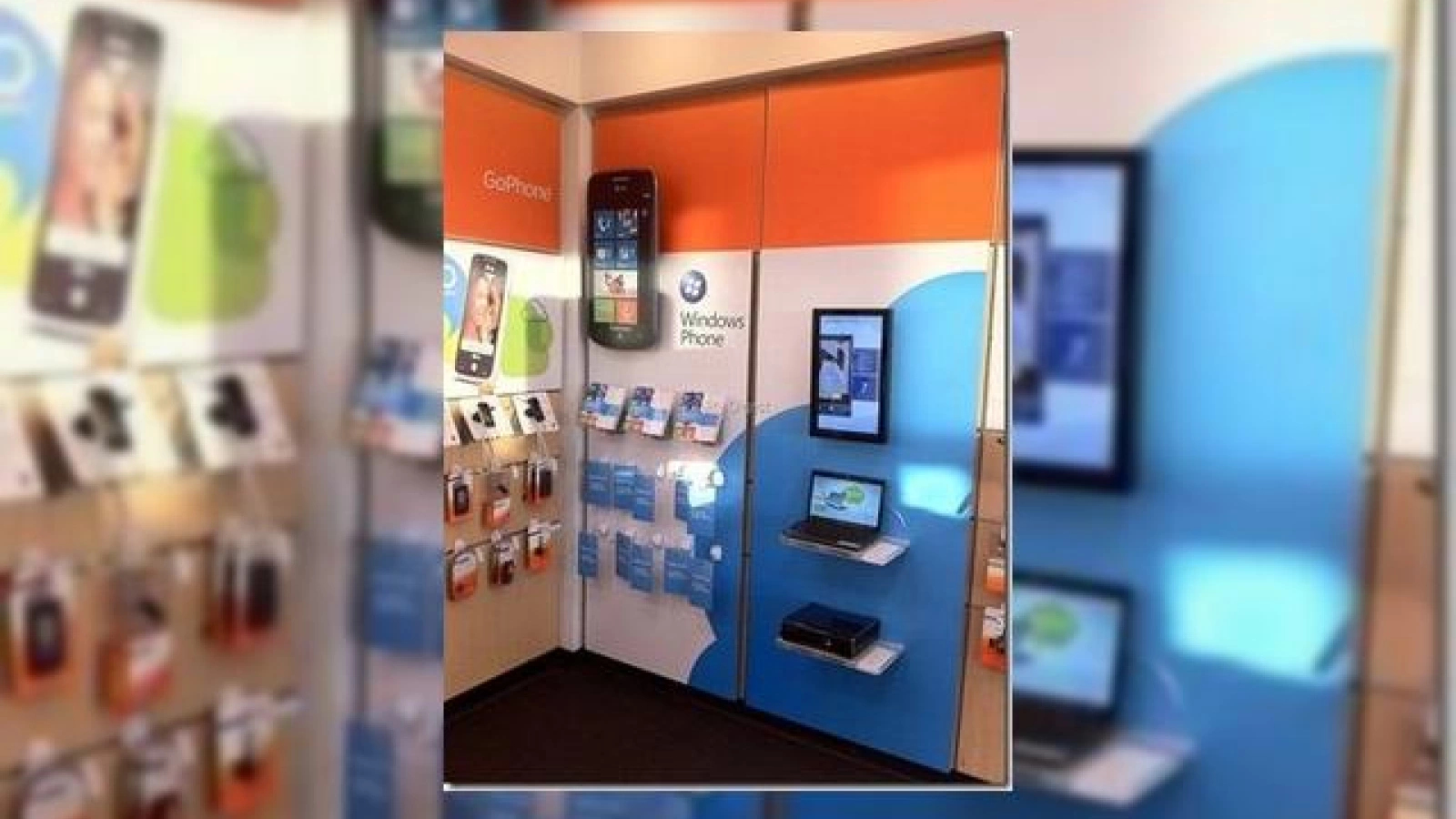 Windows Phone 7, cu vânzări sub așteptări În SUA; 40.000 de modele WP7 vândute În prima zi