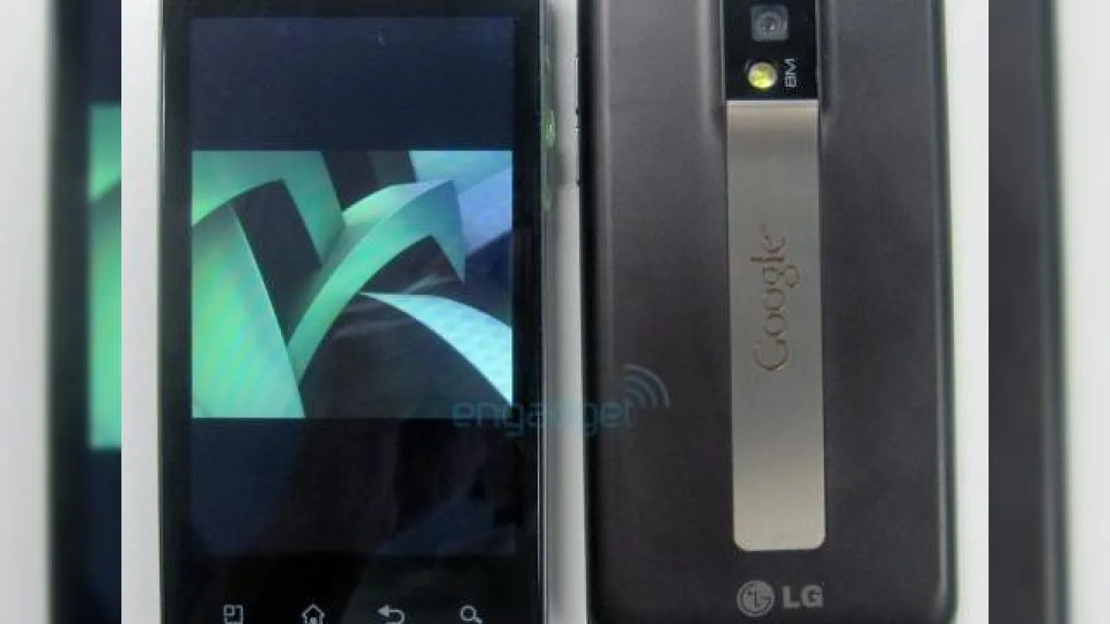 Smartphone monstru de la LG: CPU dual-core Tegra 2, display de 4 inchi, Android 2.3/3.0