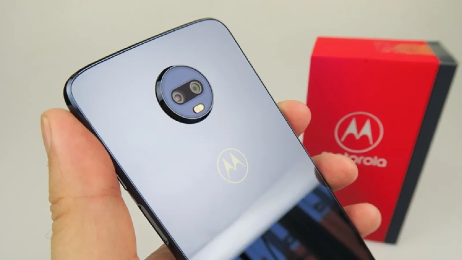 Moto Z4 este cunoscut drept "Odin" la nivel intern; Va avea modul 5G și procesor Snapdragon 8150