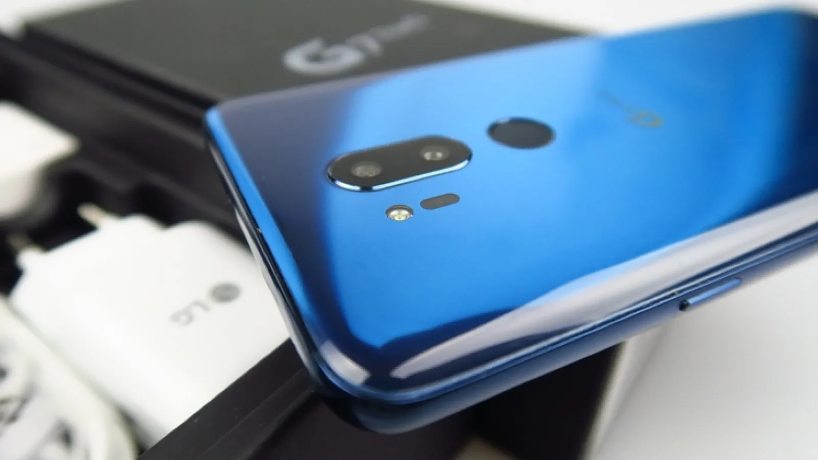 Turul Magazinelor #504: Turul telefoanelor cu procesor Snapdragon 845 şi preţuri scăzute