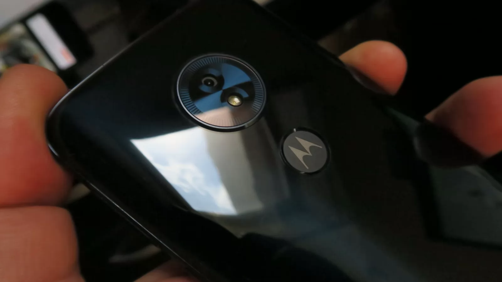 Motorola Moto G6 Play: Cameră puţin peste aşteptările zonei low-mid-range