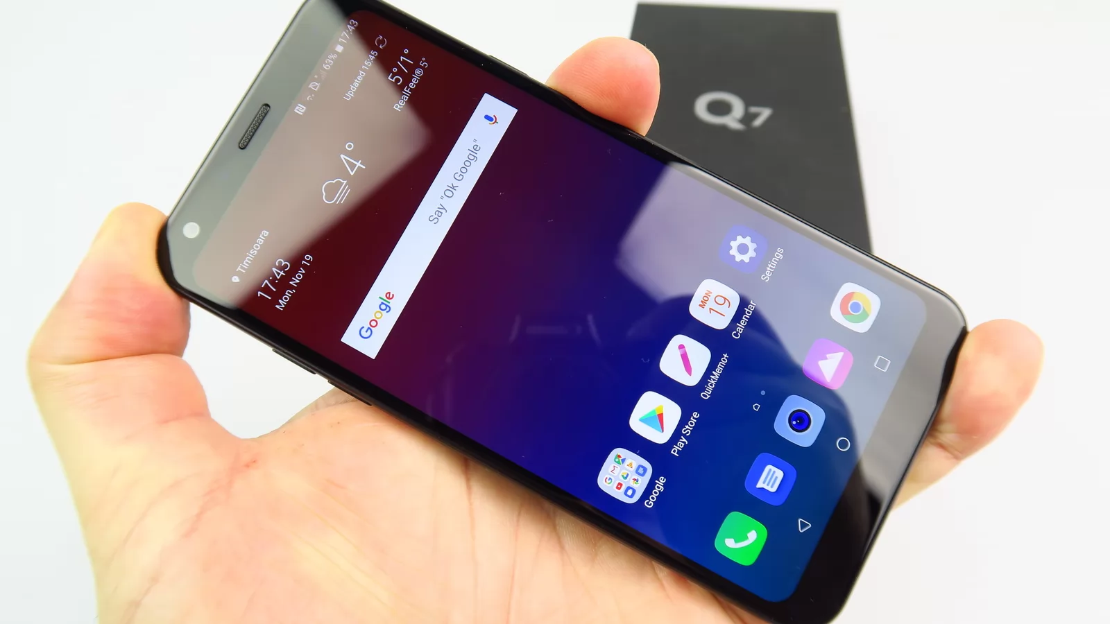 LG Q7: Conectivitate cu viteze bune 4G, fără WiFi ac