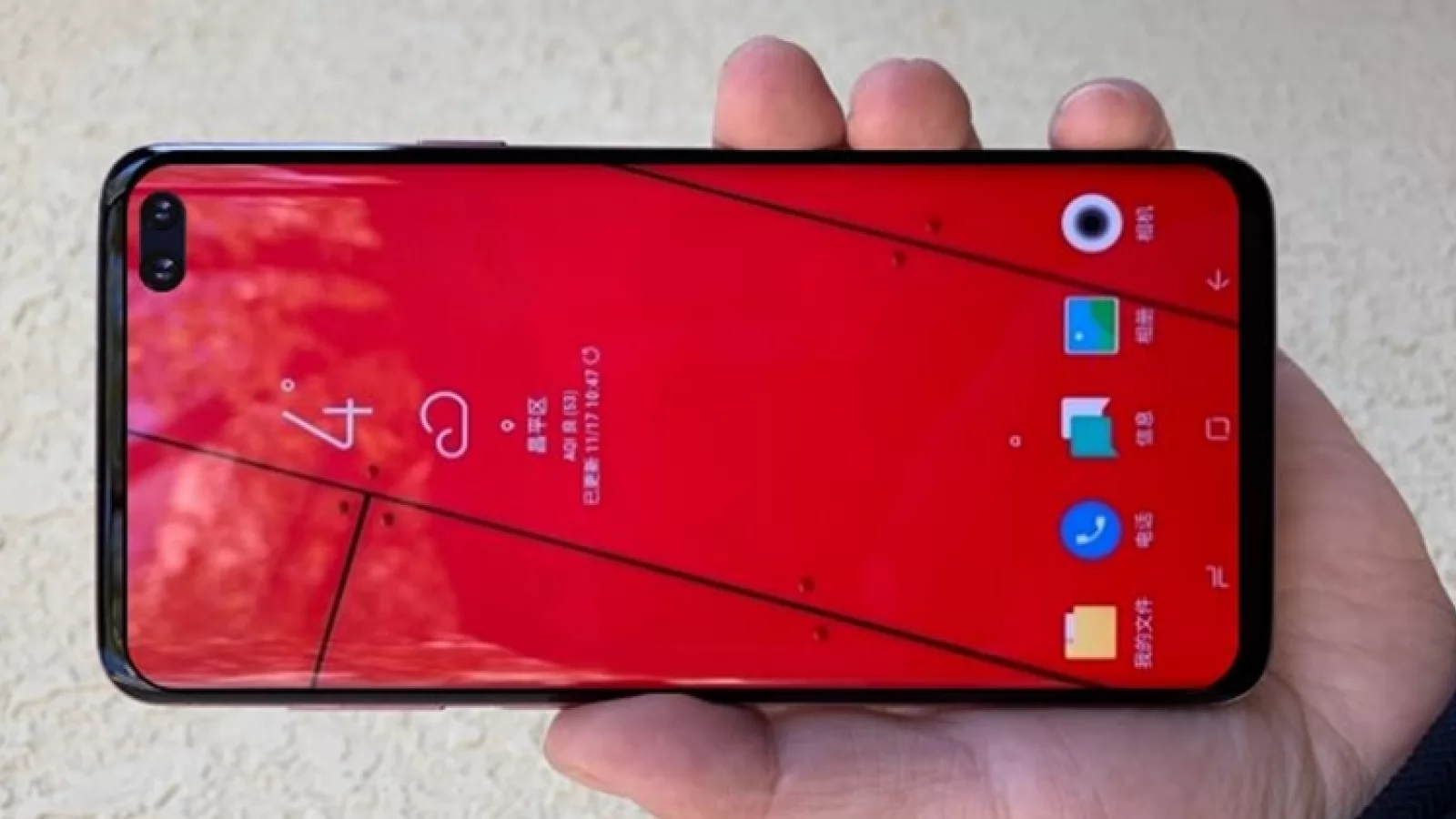 Samsung Galaxy S10 și Galaxy S10+ apar în noi randări; Vedem și protecții de ecran cu decupaje pentru camere