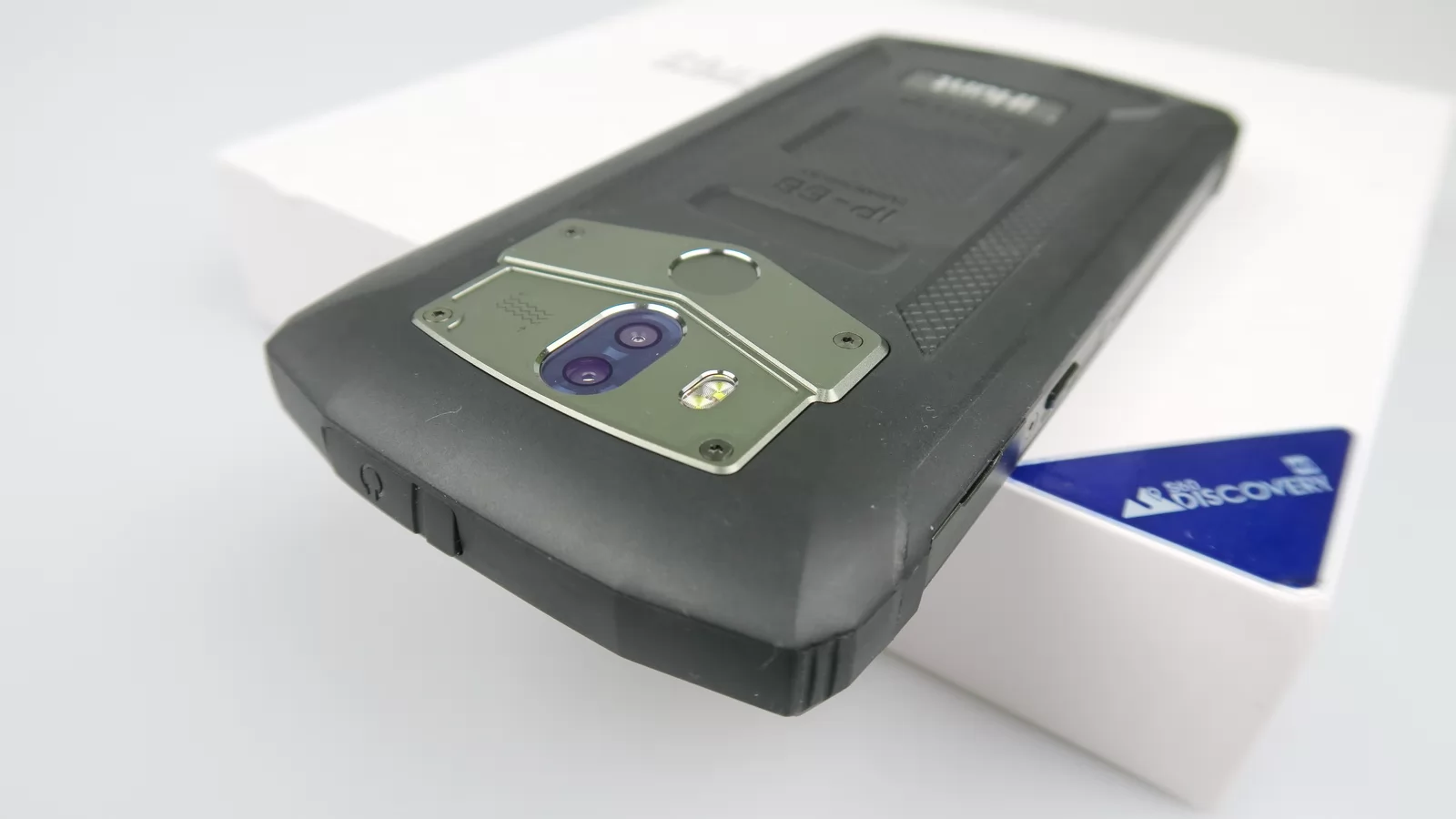 iHunt S60 Discovery Unboxing: telefon robust, cu baterie generoasă, un vibe militar (Video)