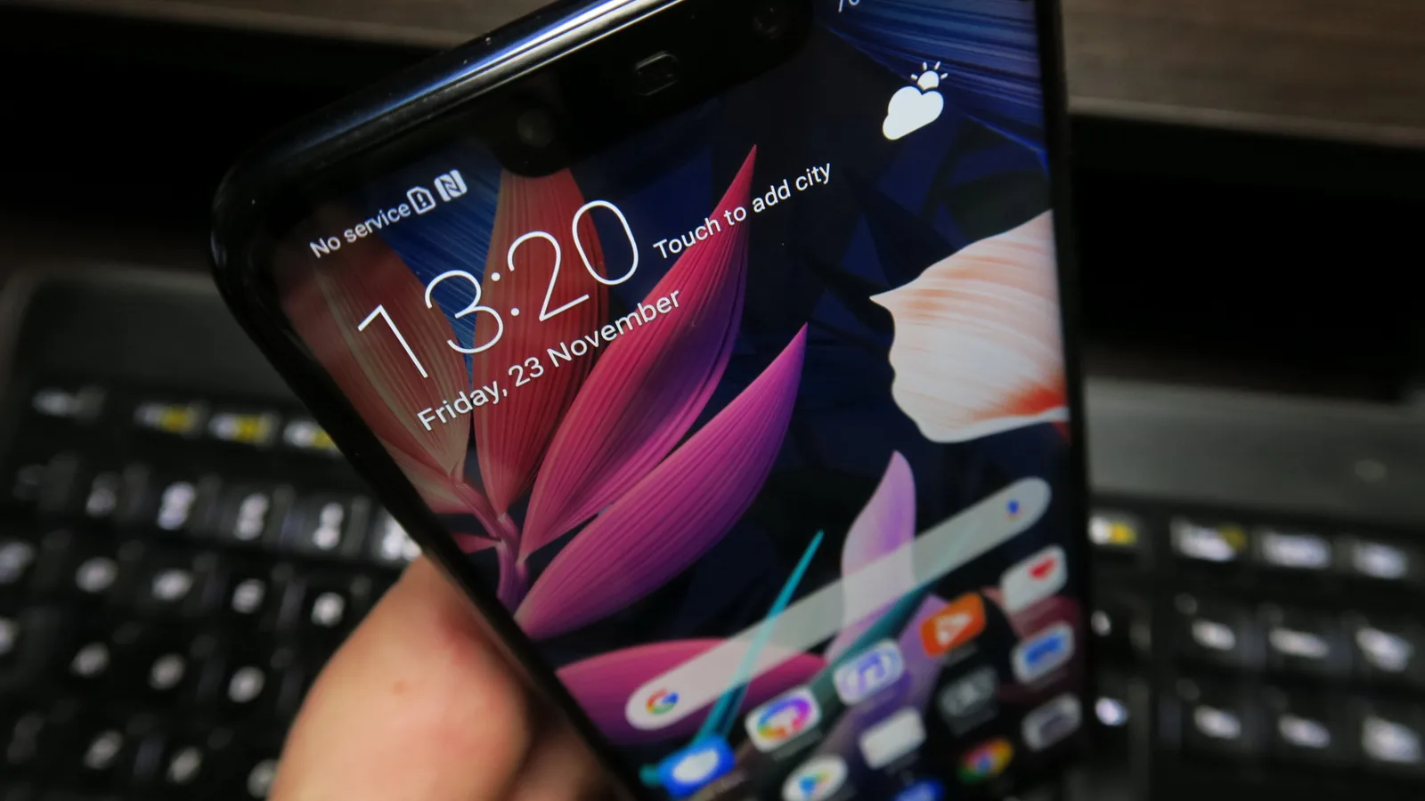 Huawei Mate 20 Lite: Display mult mai bun decât arată cifrele, contrast solid
