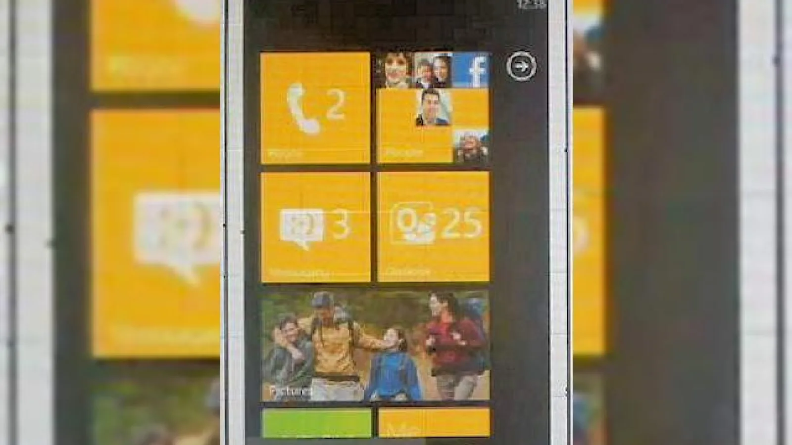 Telefoane Sony Ericsson cu Windows Phone 7... În curând, poate la MWC 2011?