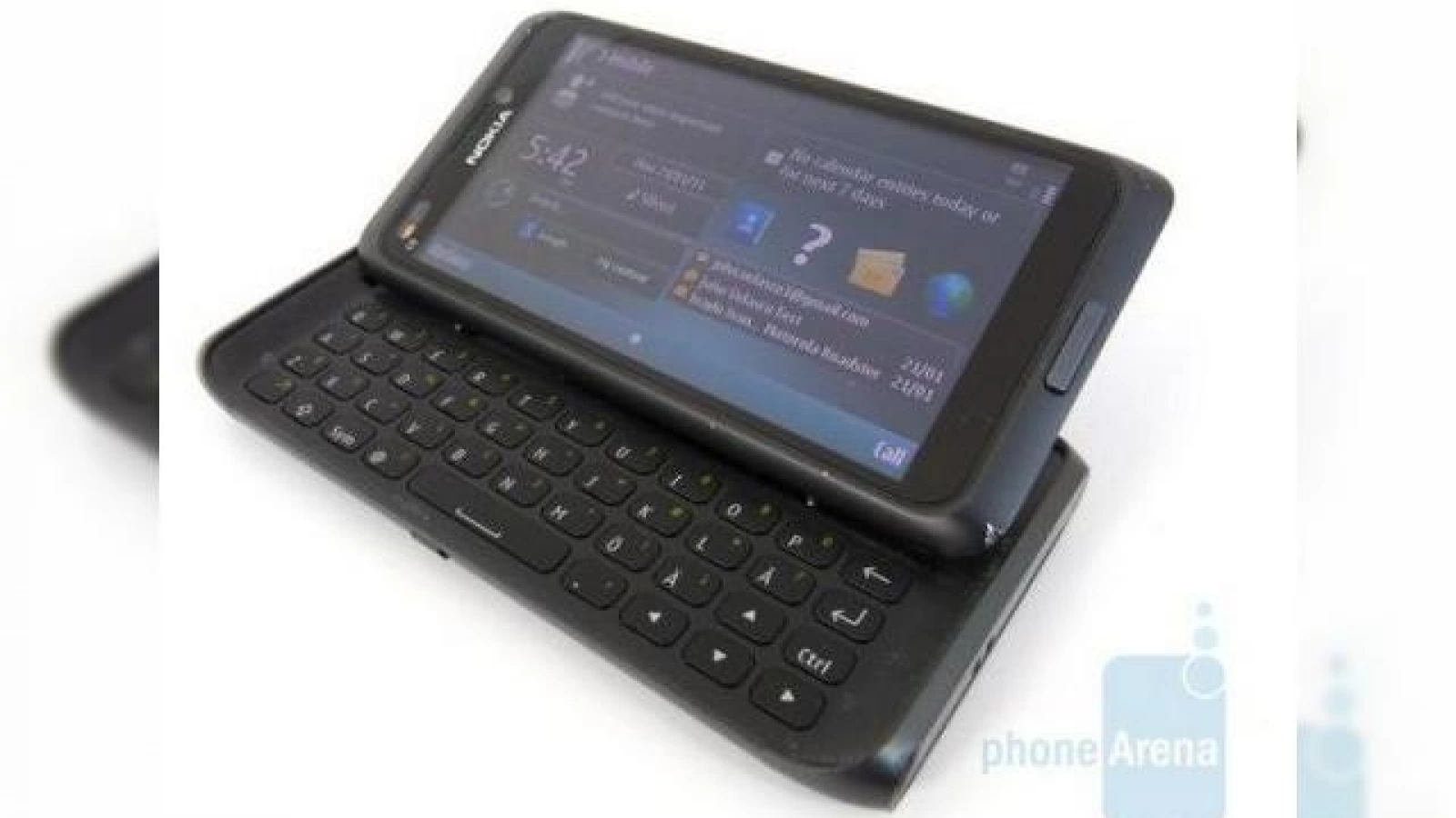 Nokia E7 Într-un preview amănunțit; mai mult decât un N8 cu tastatură glisantă? (Video)