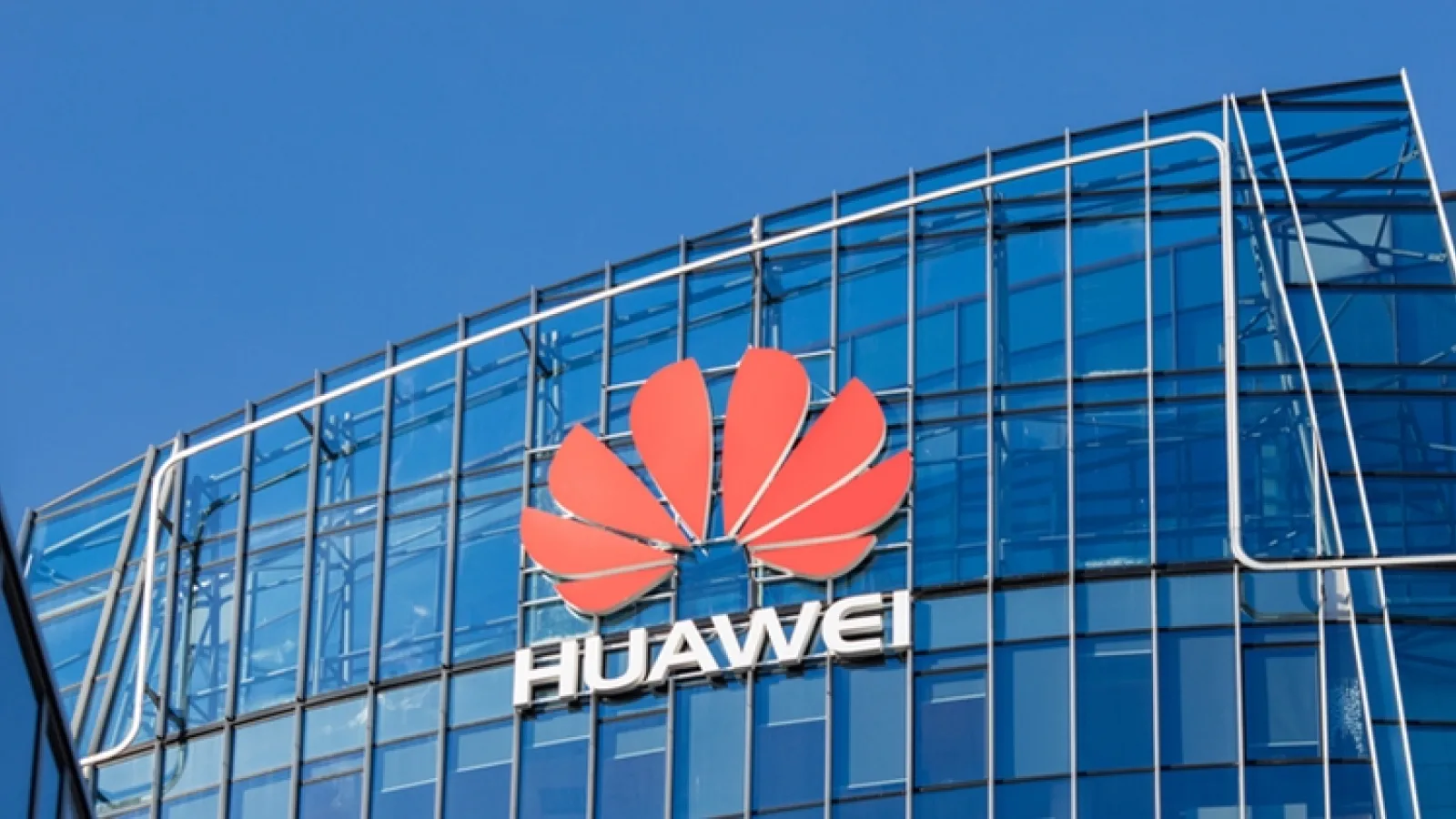 Huawei China oferea bonusuri angajaţilor care furau secretele altor companii; SUA acuză oficial Huawei de spionaj, fraudă şi furt