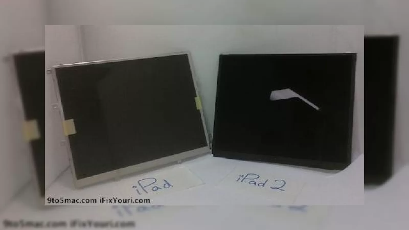 Display-ul lui iPad 2, fotografiat și comparat cu cel de pe primul iPad