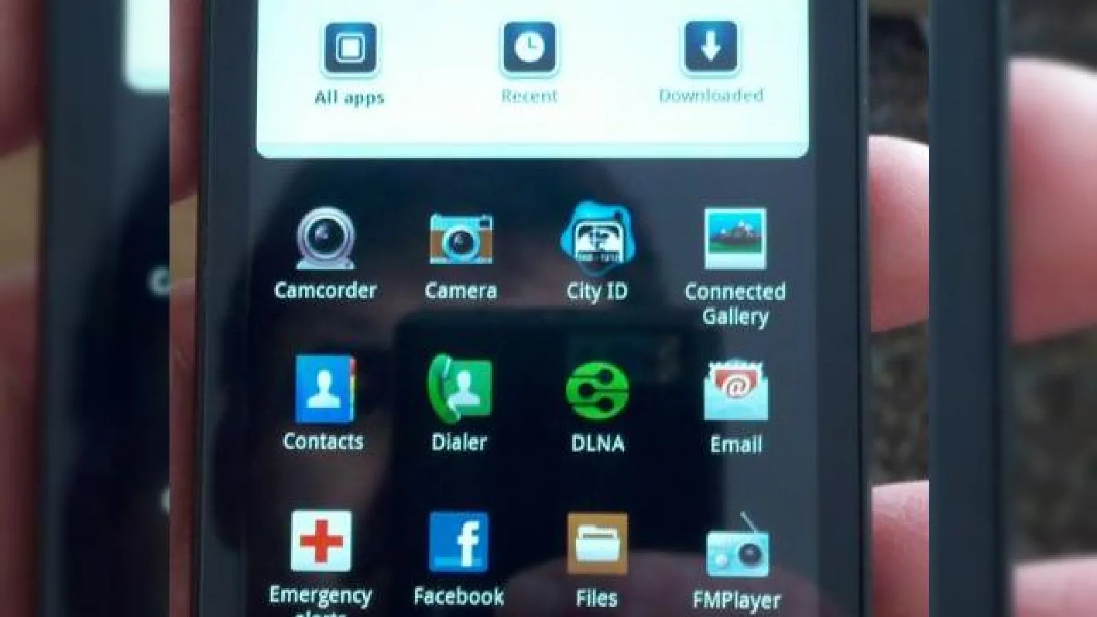 Motorola Droid X2 Își dezvăluie specificațiile, Încă un nou-venit la MWC?