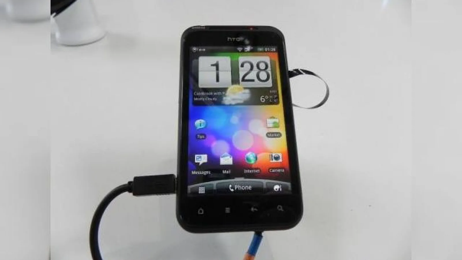 MWC 2011: HTC Incredible S, În sfârșit un rival pentru Samsung Galaxy S II În Barcelona (Video)