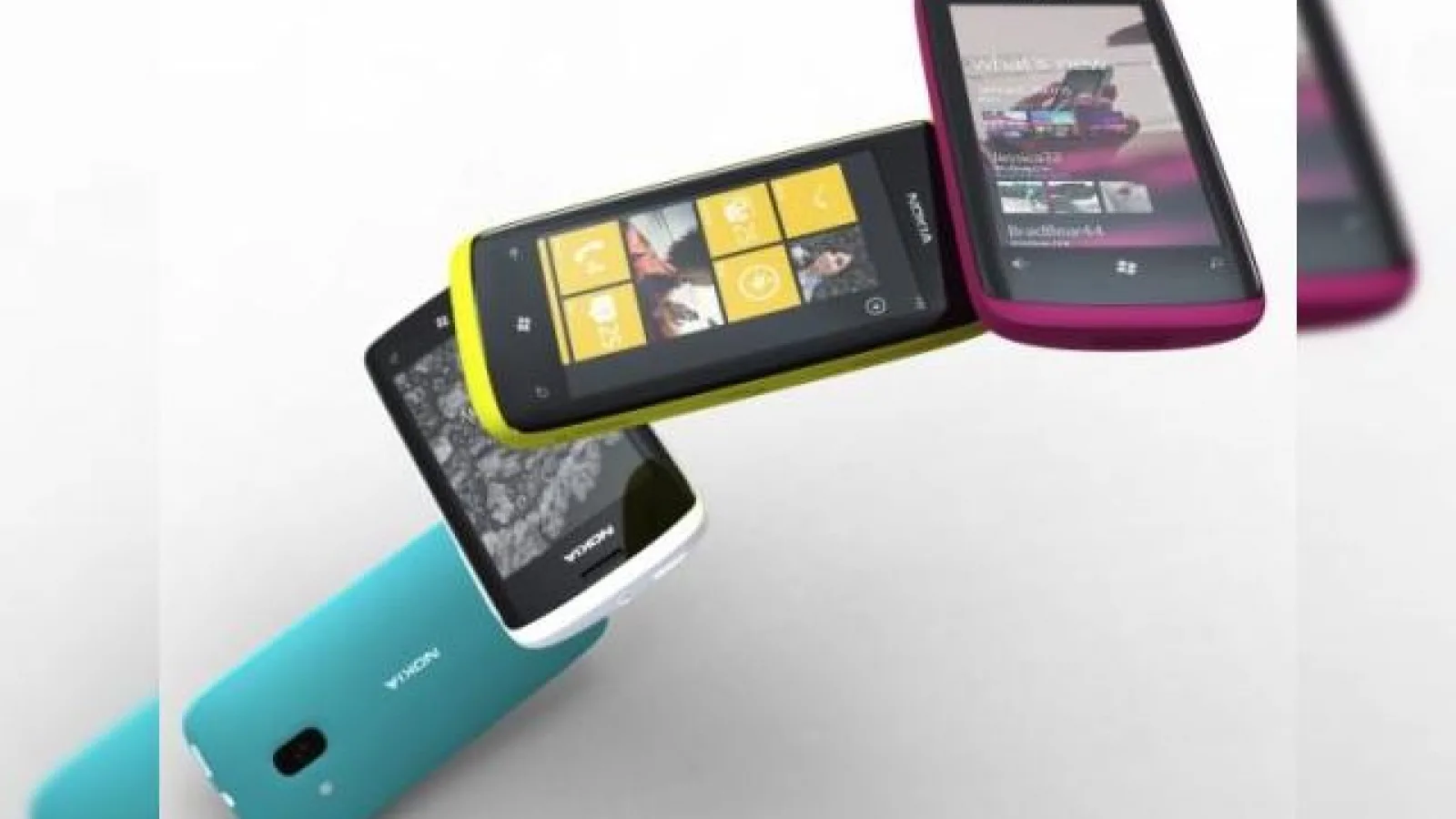 Nokia va produce modele Windows Phone low cost; vor sosi mai curând decât ne așteptam
