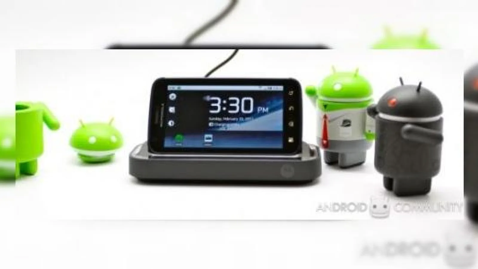 Dockul lui Motorola Atrix 4G analizat În detaliu de cei de la Android Community