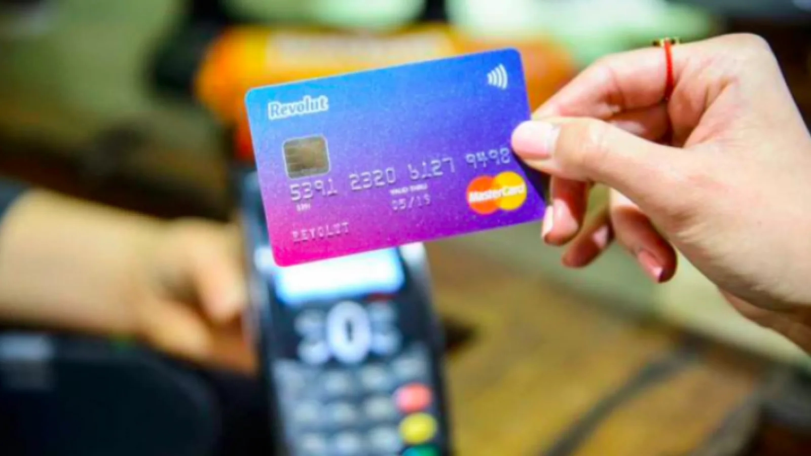 [UPDATE 05.03.2019 - Drept la replică Revolut] - Ce se întâmplă cu Revolut? Între o criză de PR, demisii şi investigaţii pentru spălare de bani